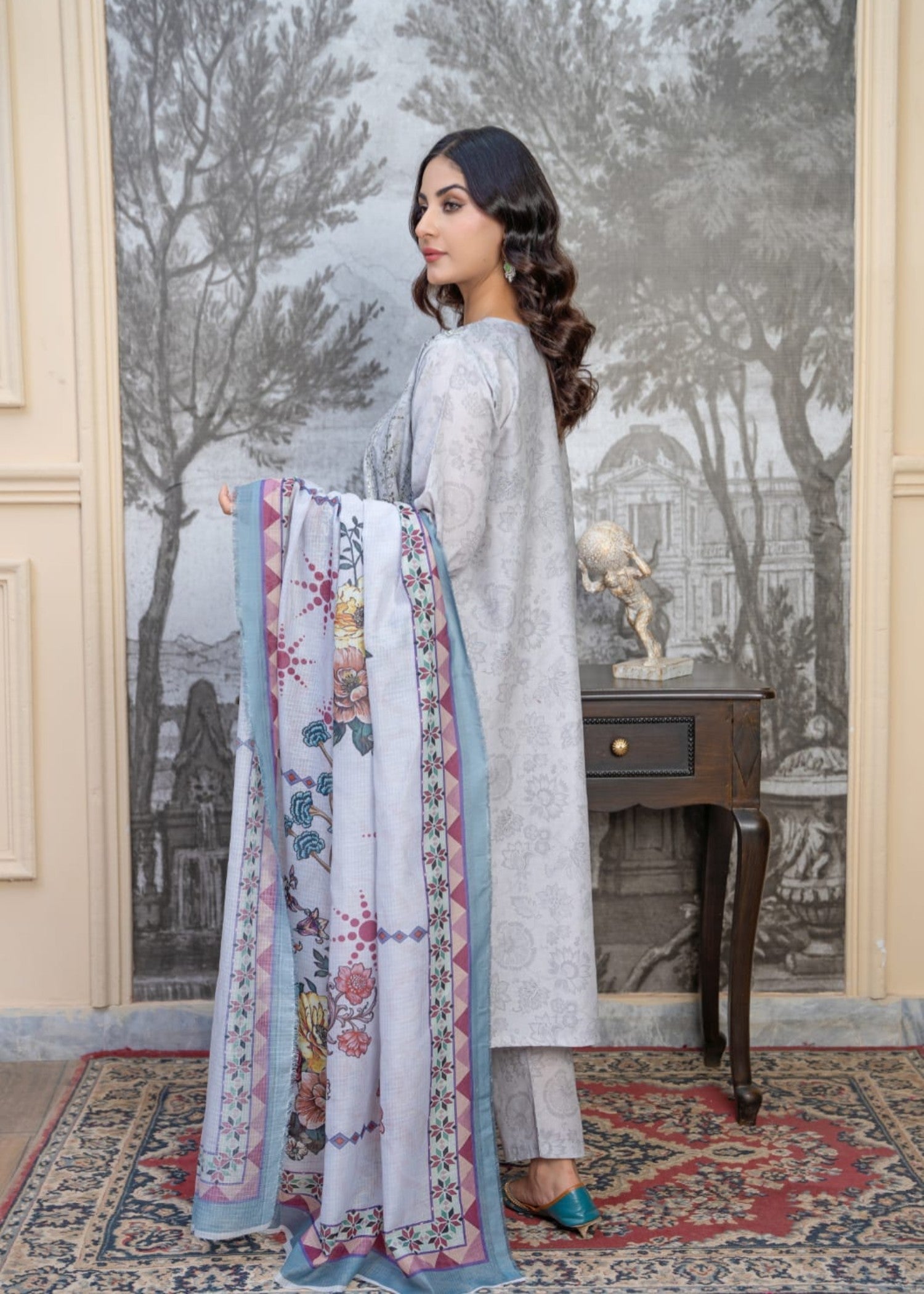 lawn cotton Kurta Set in Ash grey