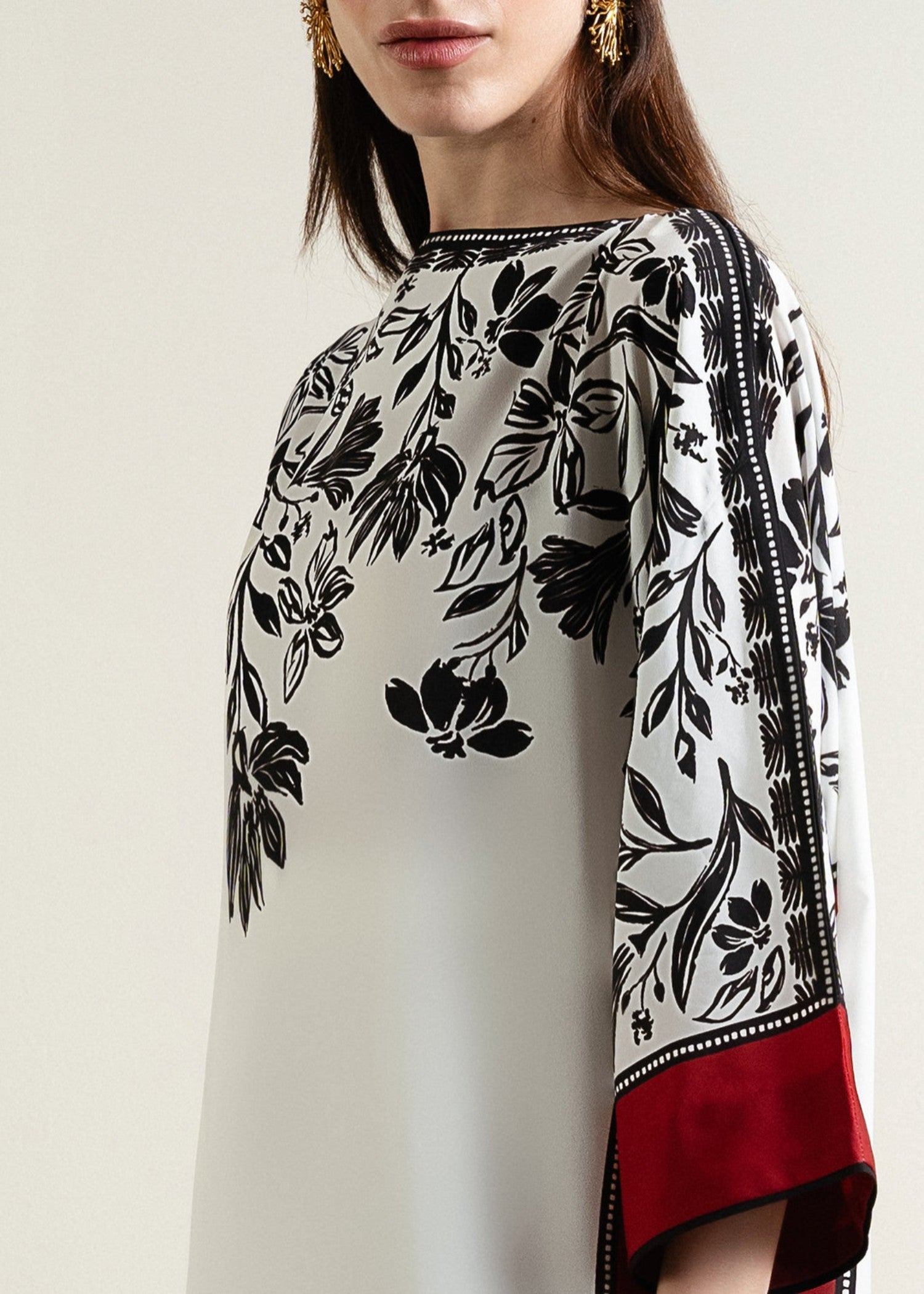 poly lawn Kaftan in Off-white