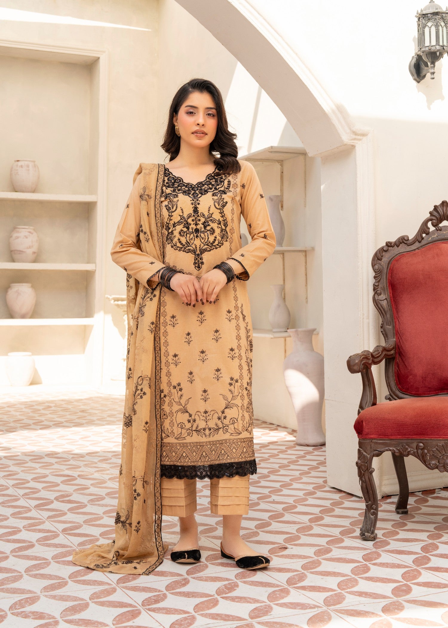 lawn Kurta Set in Goldfish orange