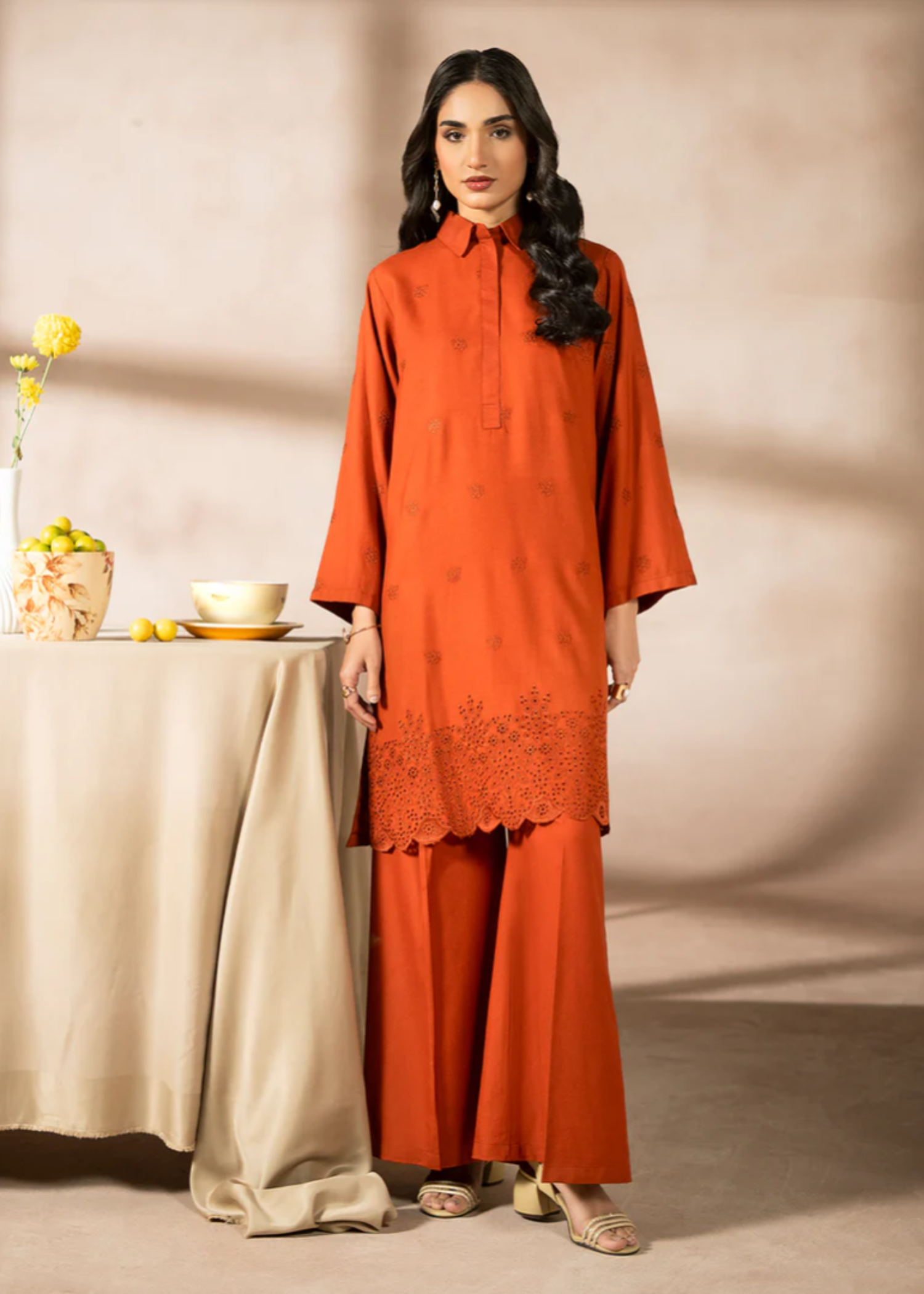 dhanak Kurta Set in Orange
