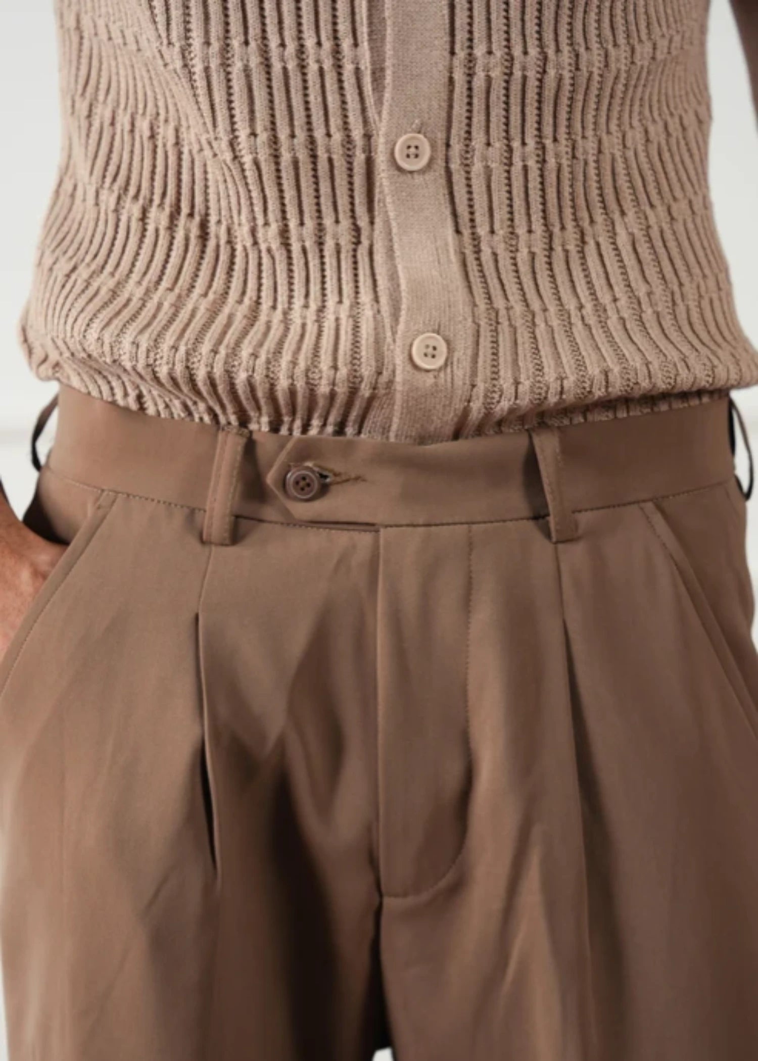 polyester Pants in Camel brown