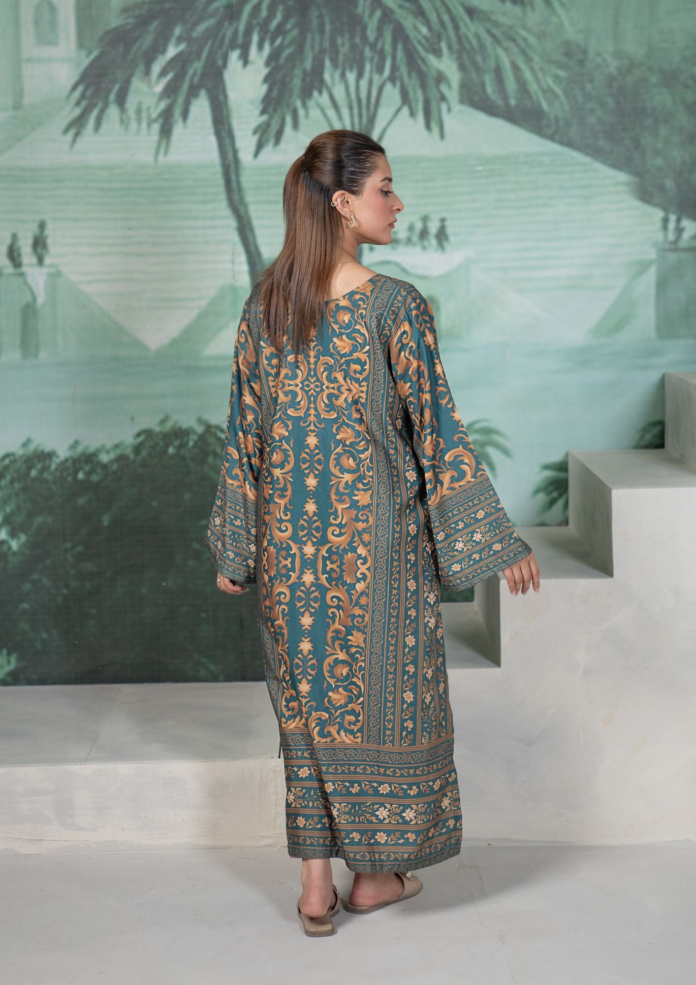 arabic lawn Kaftan in Olive green