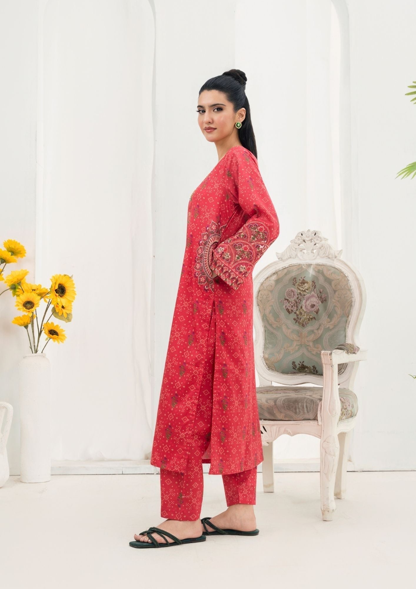 lawn cotton Kurta Set in Tomato red