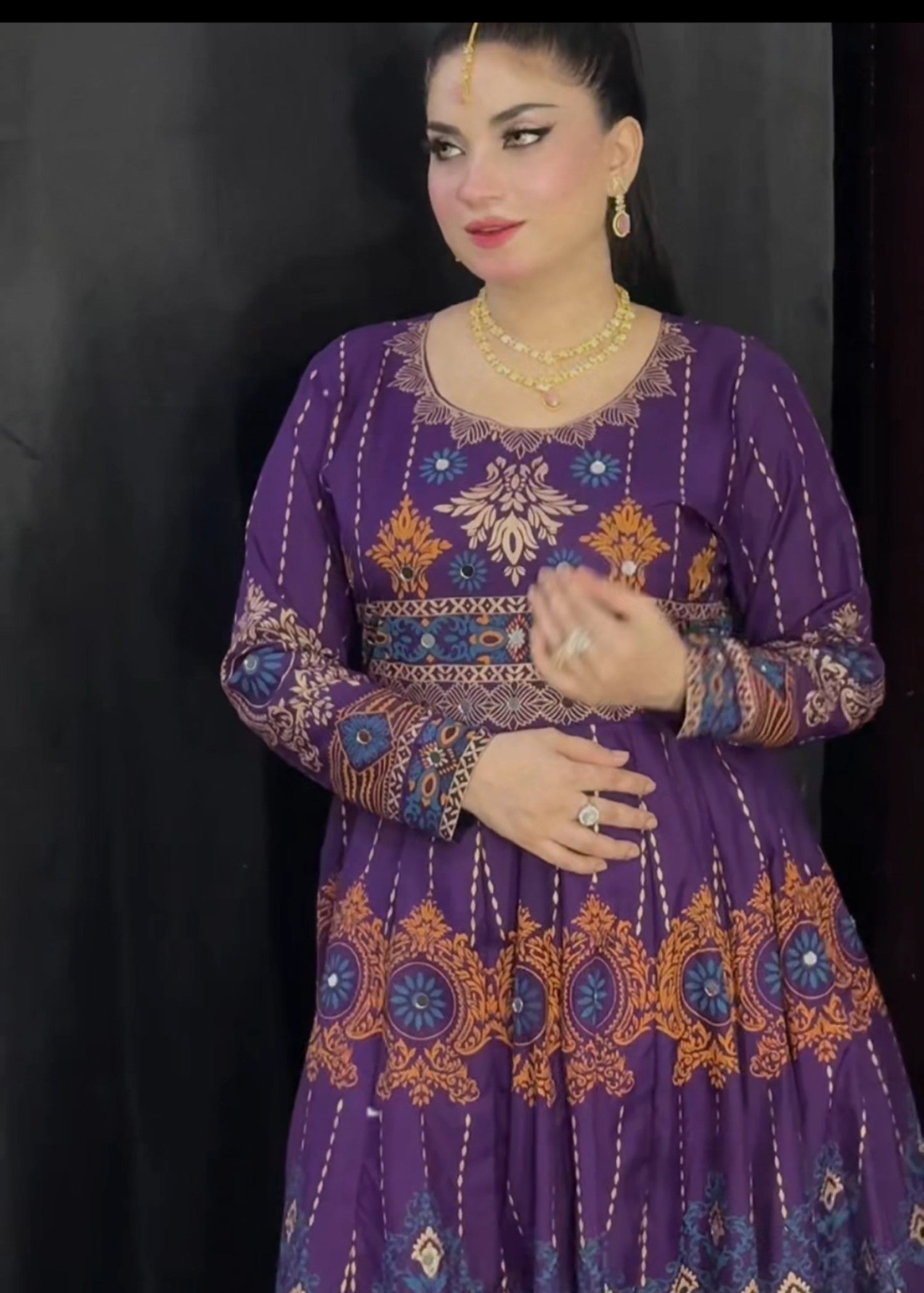 satin silk Maxi in Purple heart
