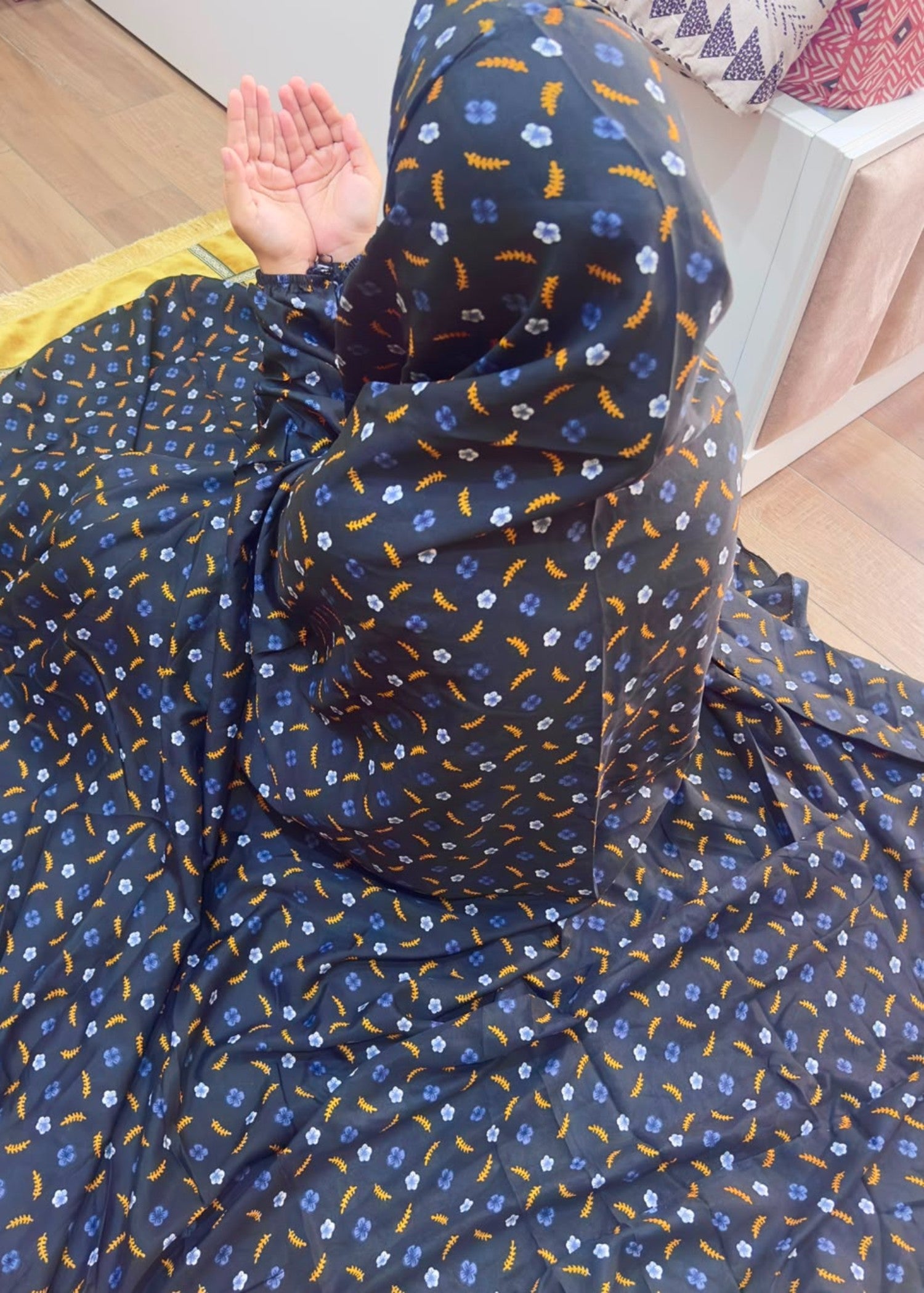 lawn Chaddar in Navy blue