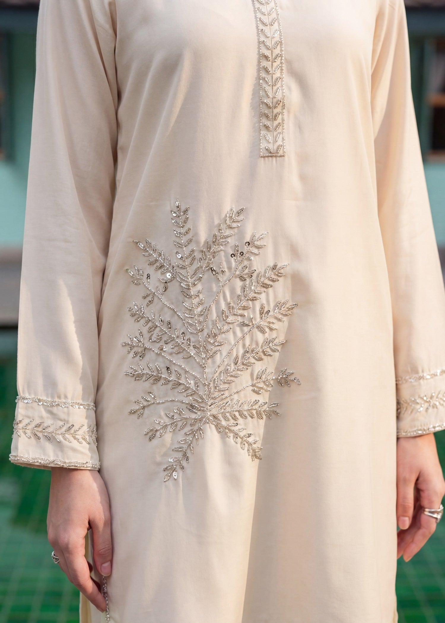 dhanak Kurta Set in Off-white