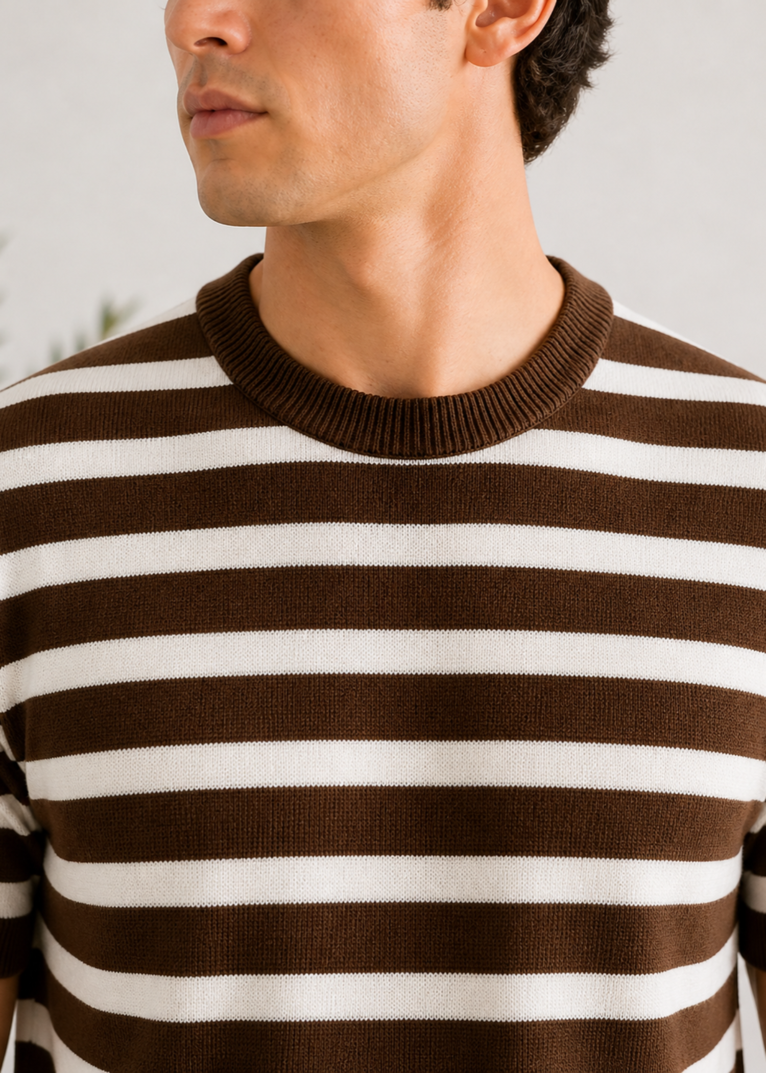 cotton T Shirt in White, mocha brown