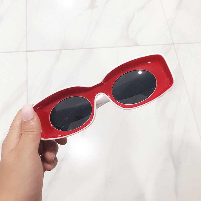 Fashion and Simple Women'S Concave Sunglasses