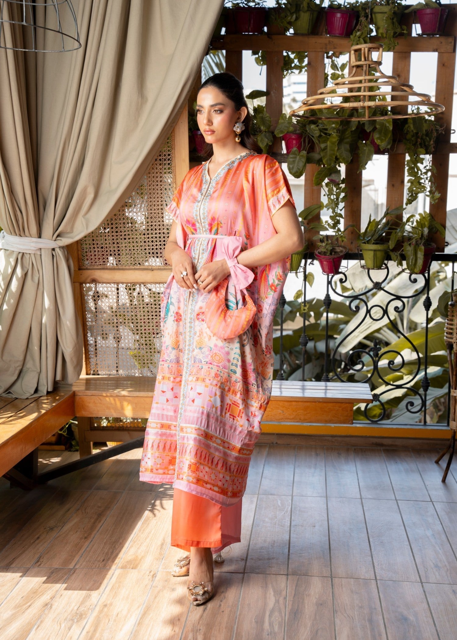 crepe georgette Kaftan in Multi