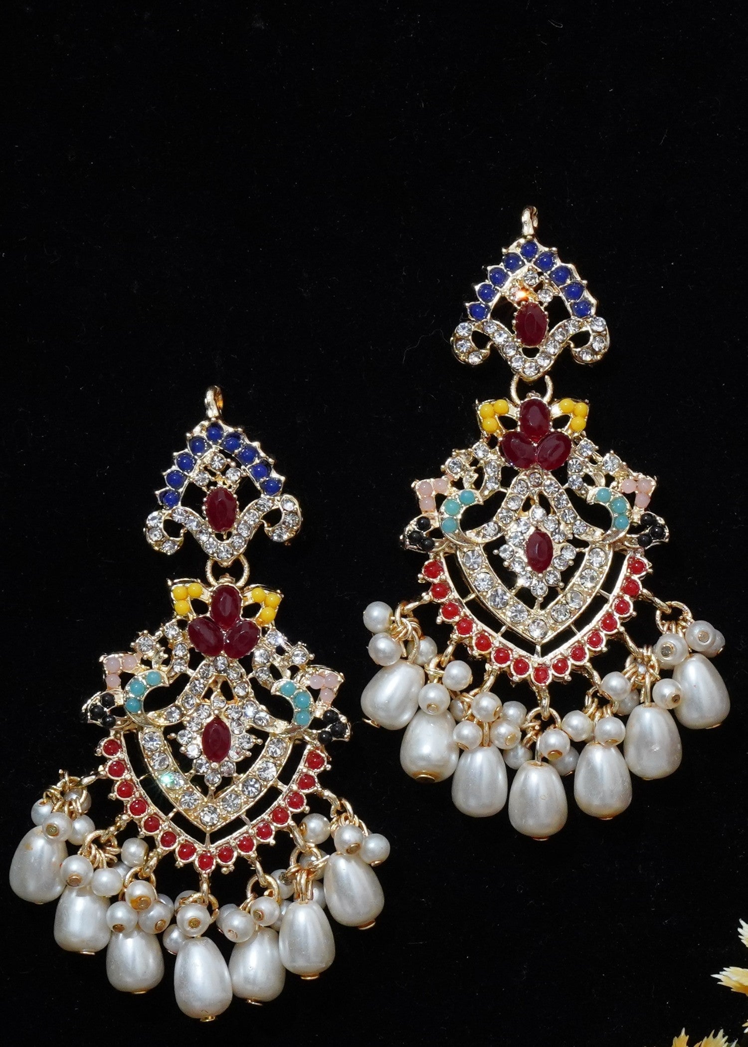 Jewelry Set in Multi Color by - Trendy Women Jewelry Set ZRZ2690