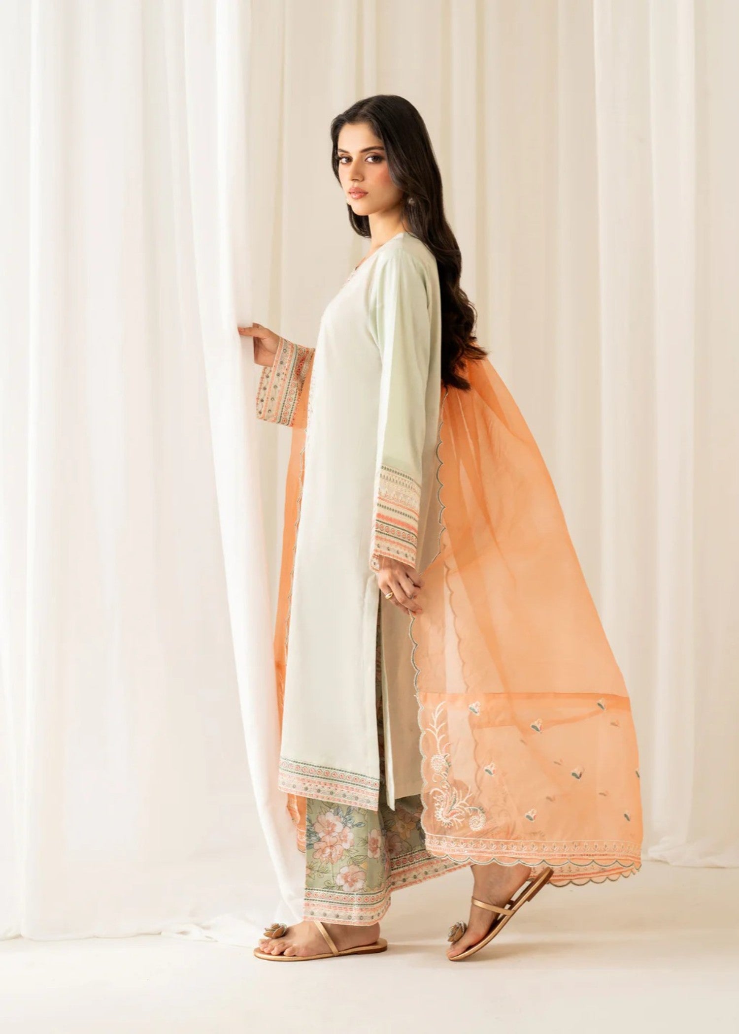 lawn cotton Kurta Set in Pastel green