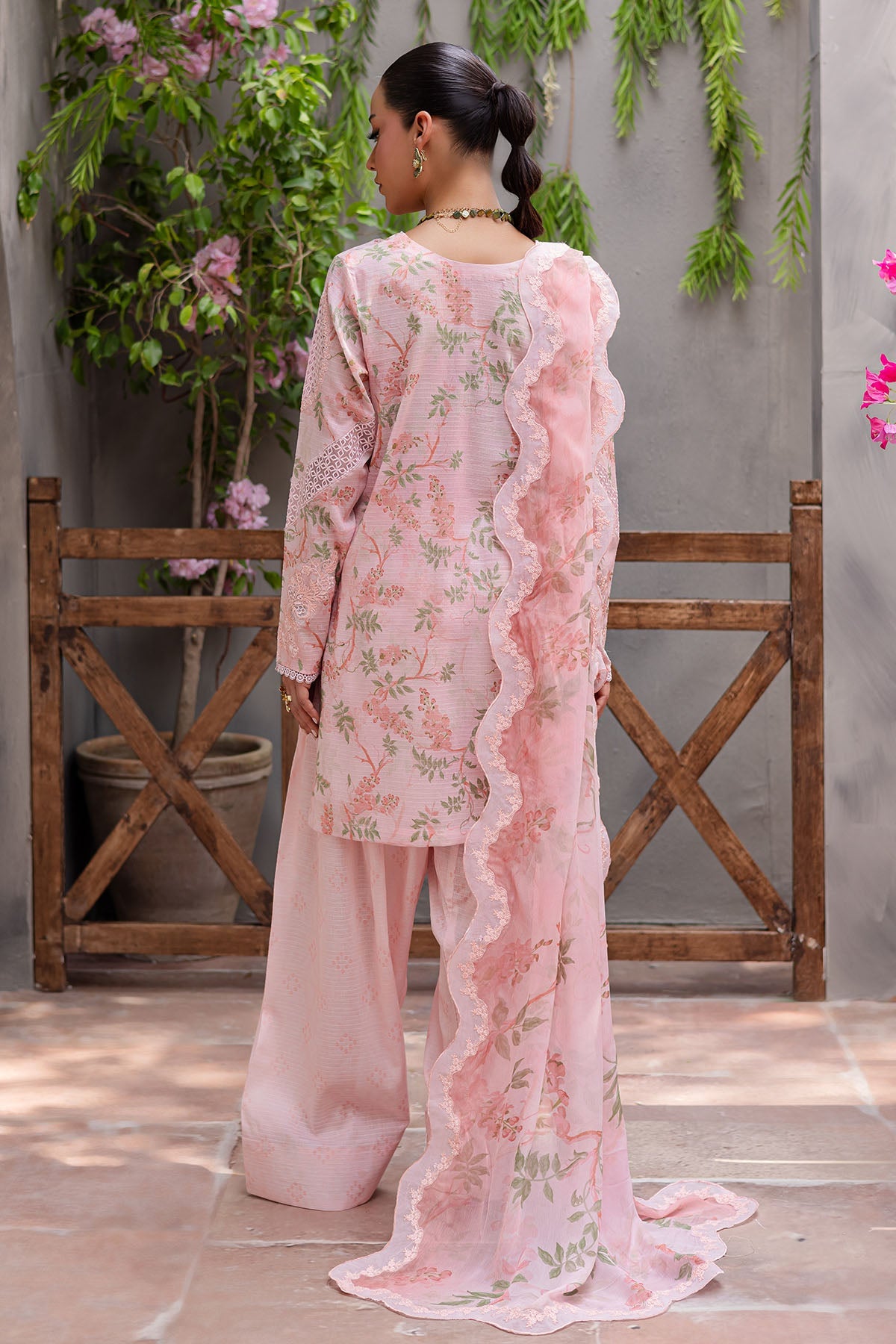Bloom Lawn – BL-08