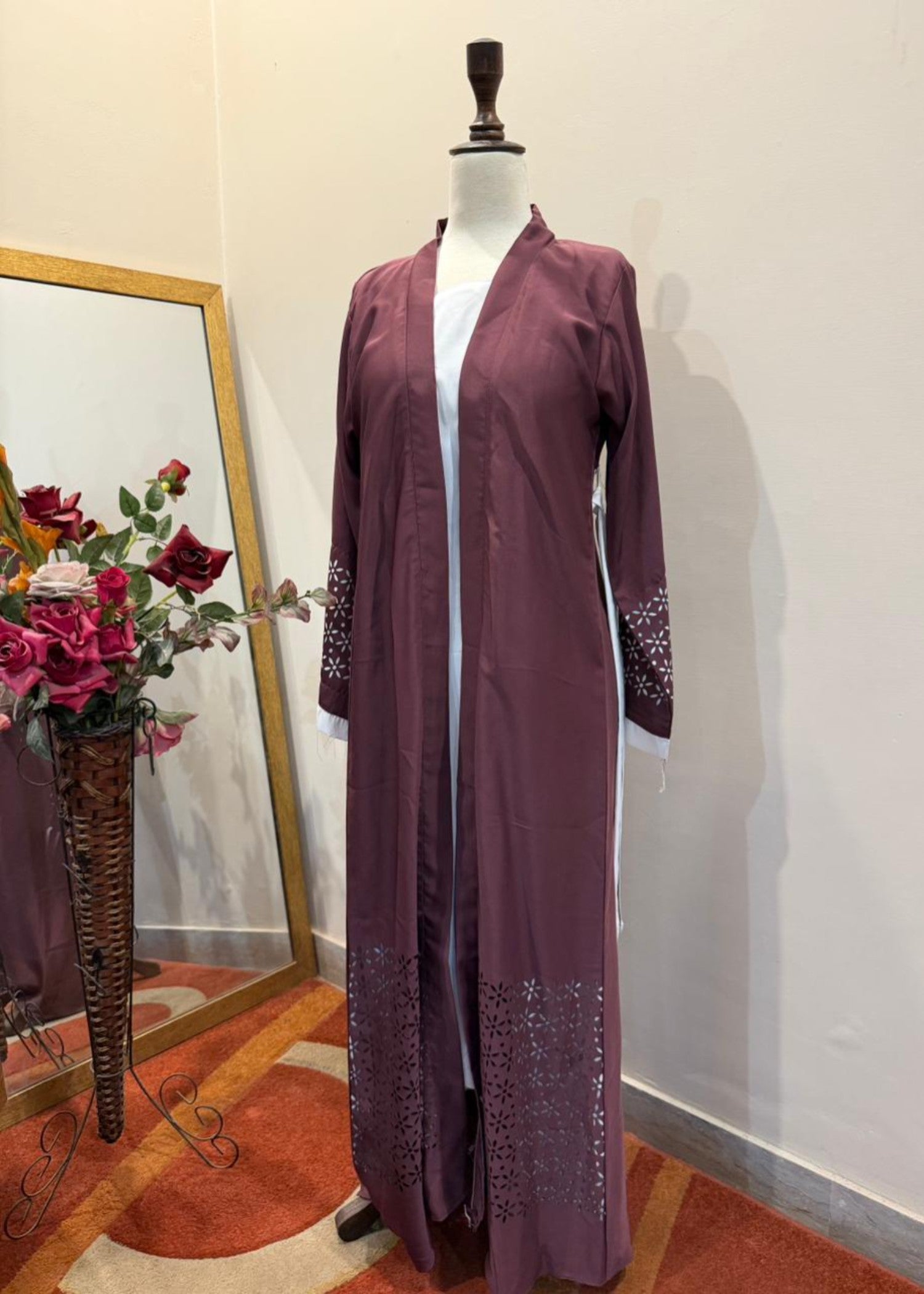nidha blend Abaya in Magenta haze