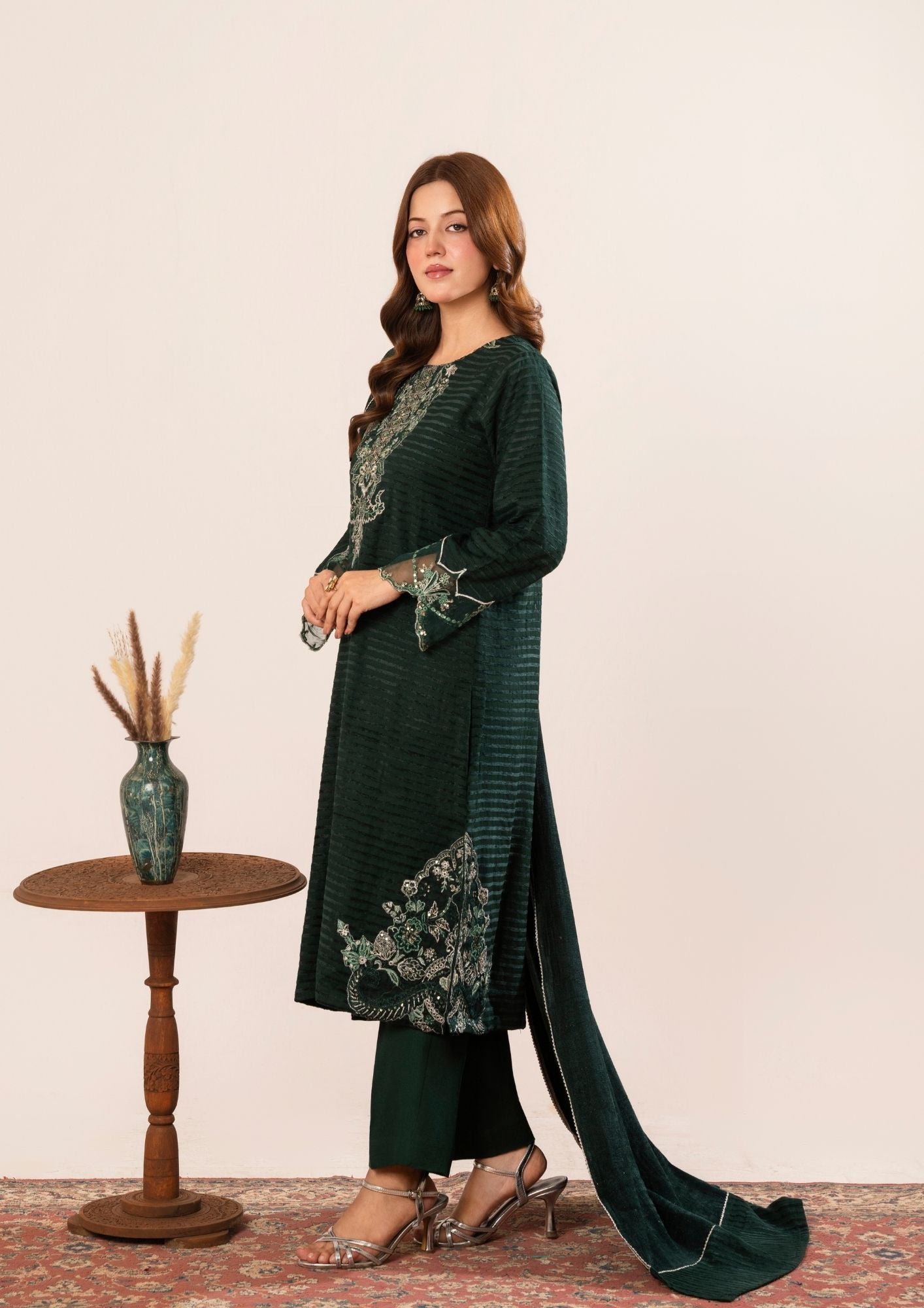 velvet jacquard Kurta Set in Bottle green