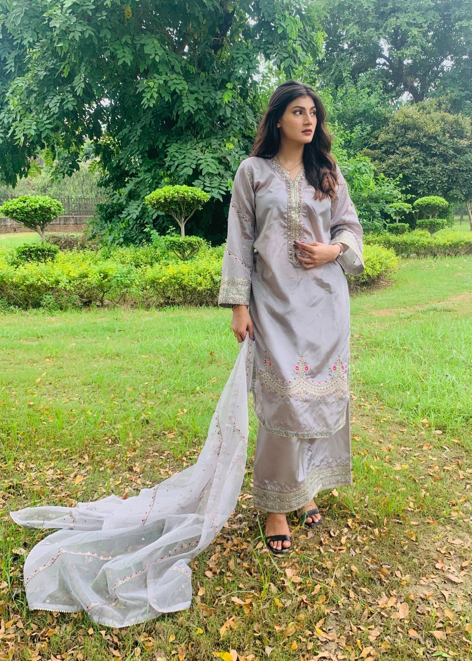 tussar silk Kurta Set in Pastel grey