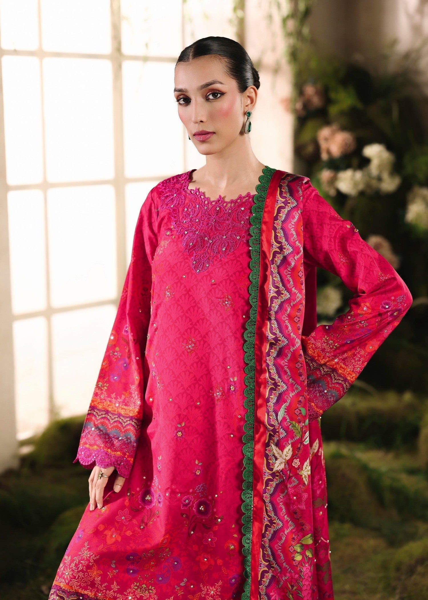 silk crepe Kurta Set in Hot pink
