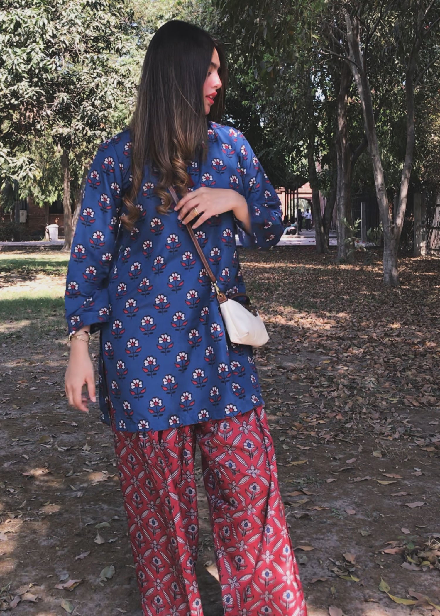 silk finish lawn Kurta Set in Blue, red