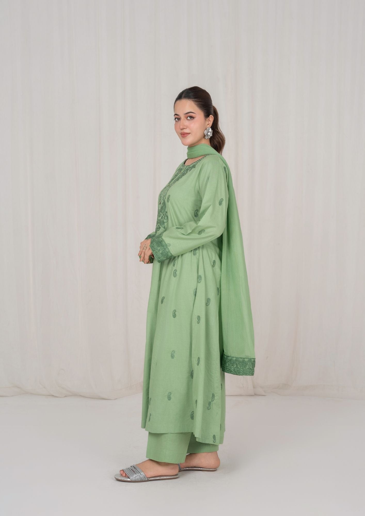 lawn Pishwas in Pistachio green