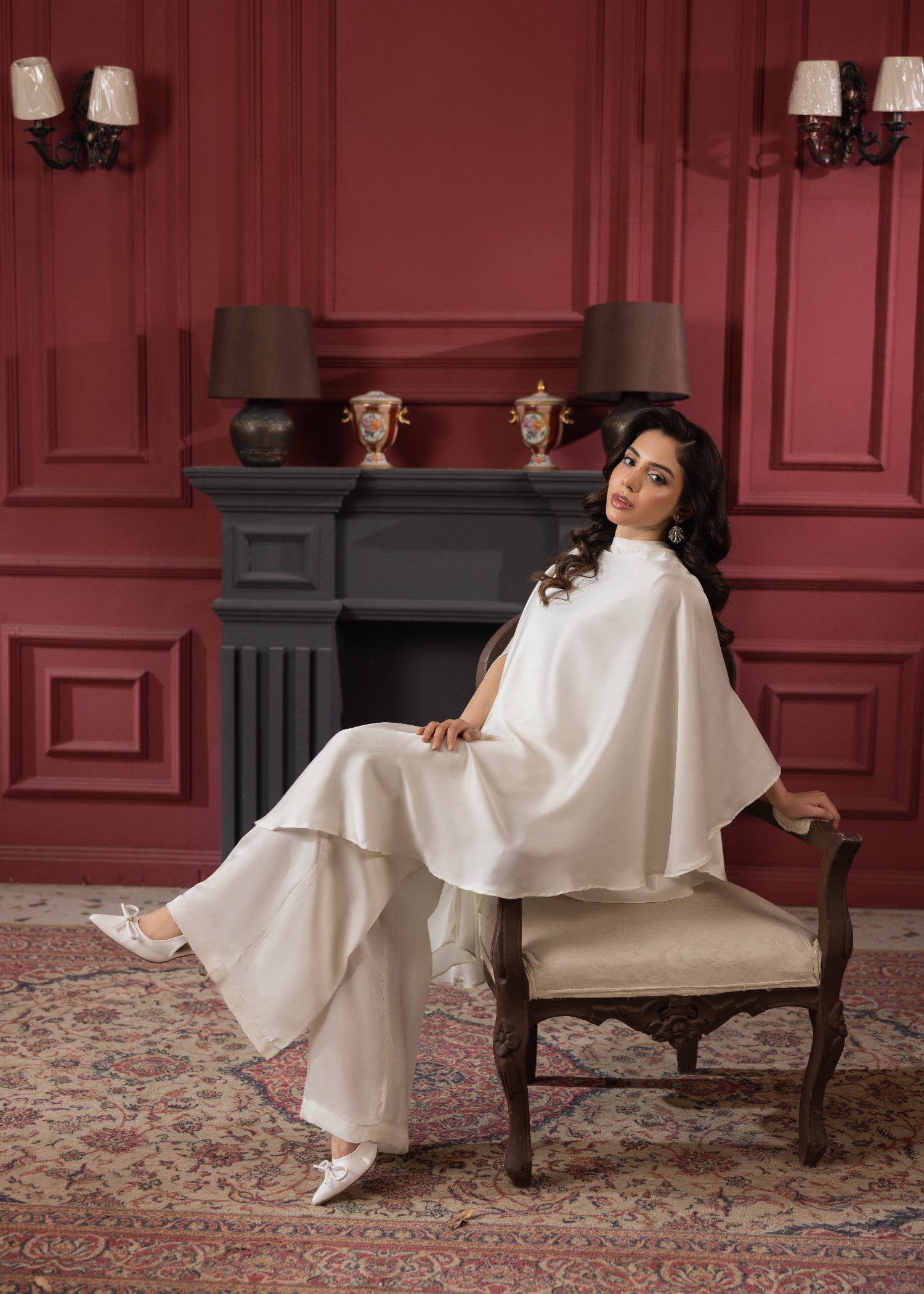 silk Kaftan in Off-white