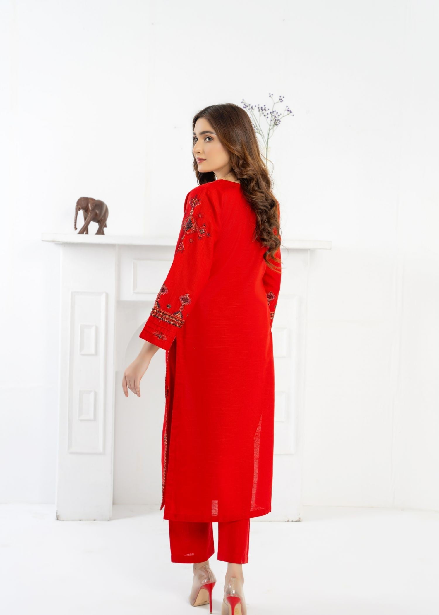 slub khaddar Kurta Set in Red
