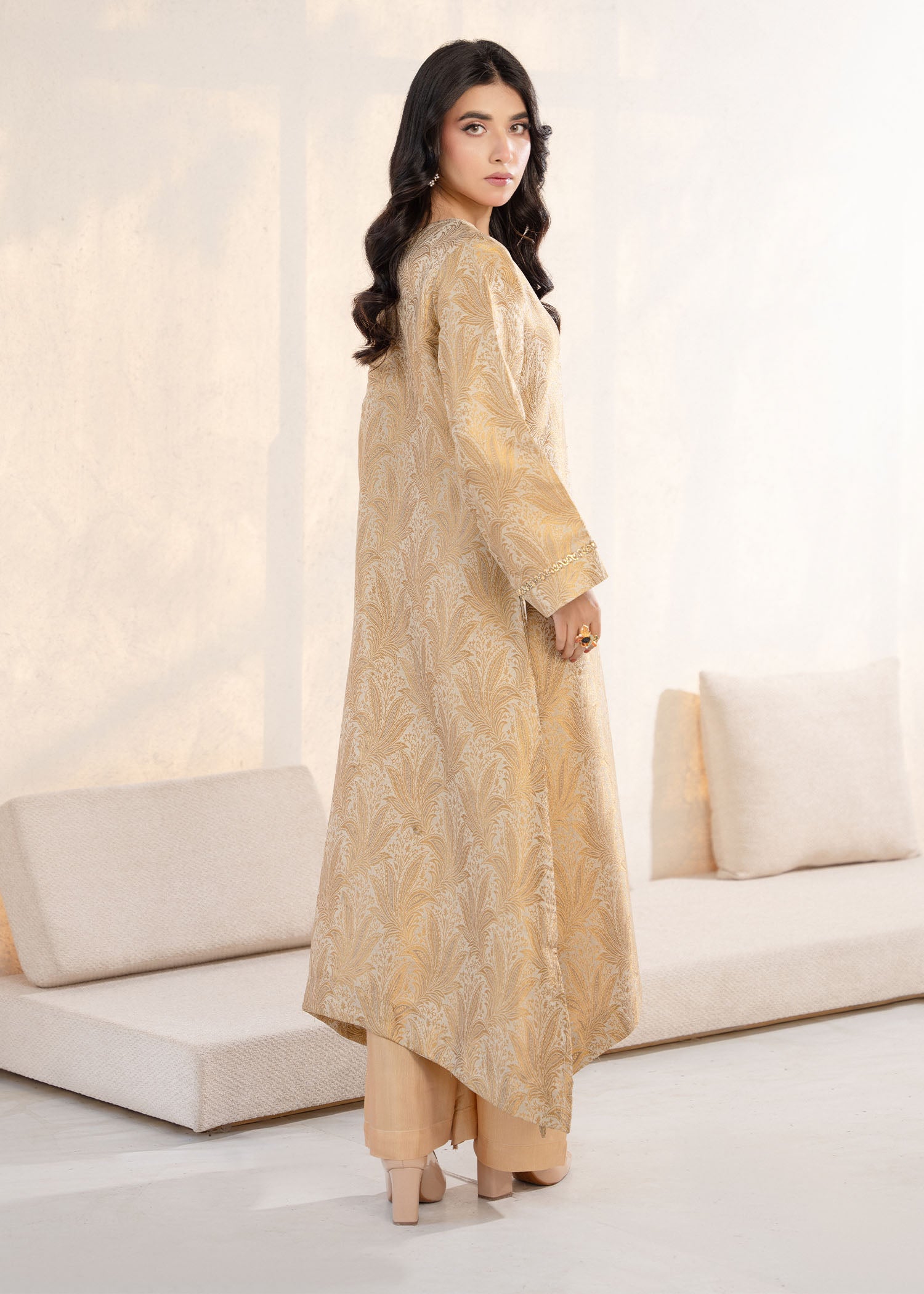 banarasi Kurta Set in Gold