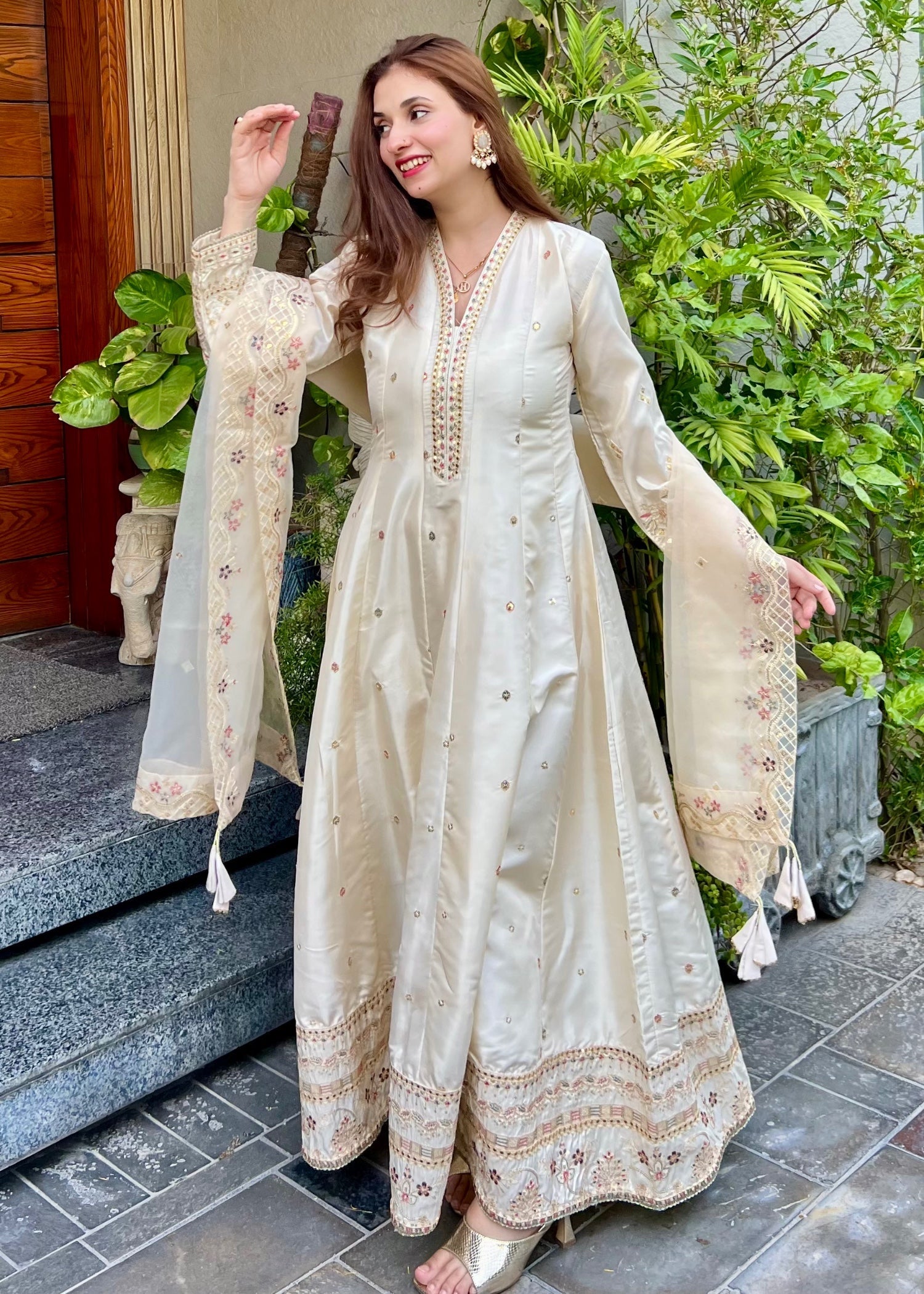 silk Maxi in Off-white