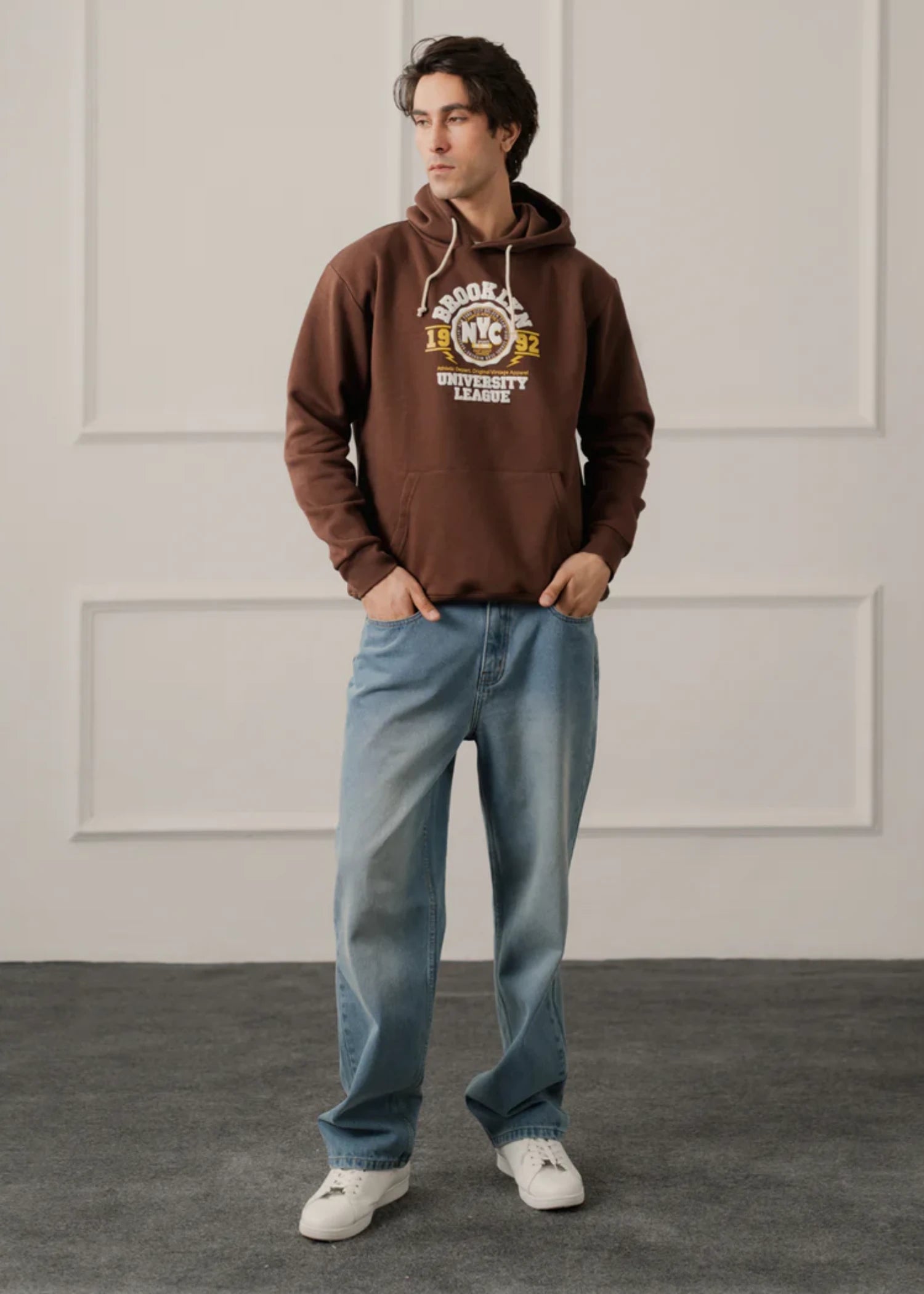 fleece Hoodie in Brown