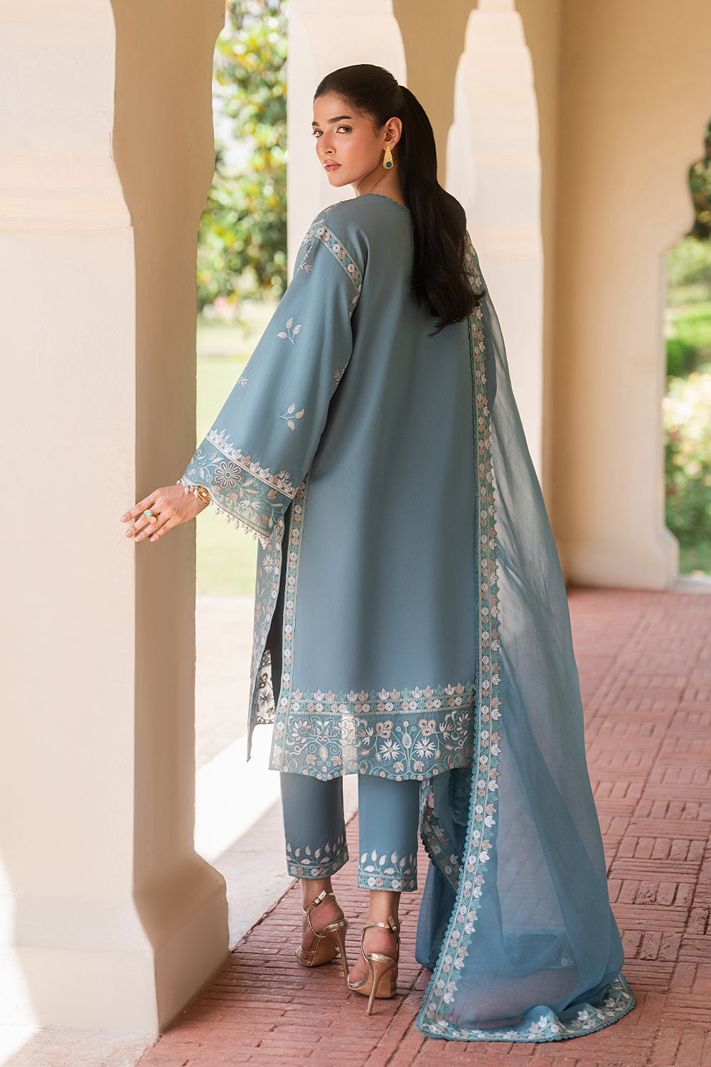 Luxury Lawn – FREESIA - MSU0633