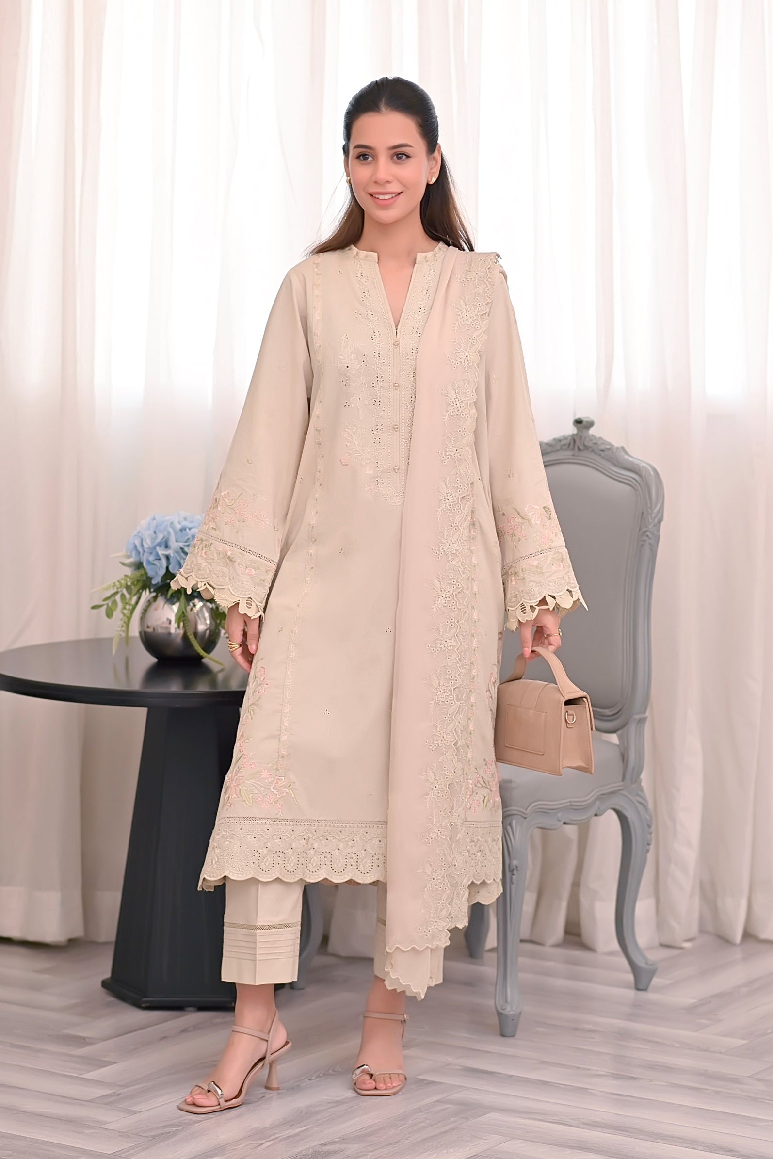 jacquard Unstitched in Almond brown