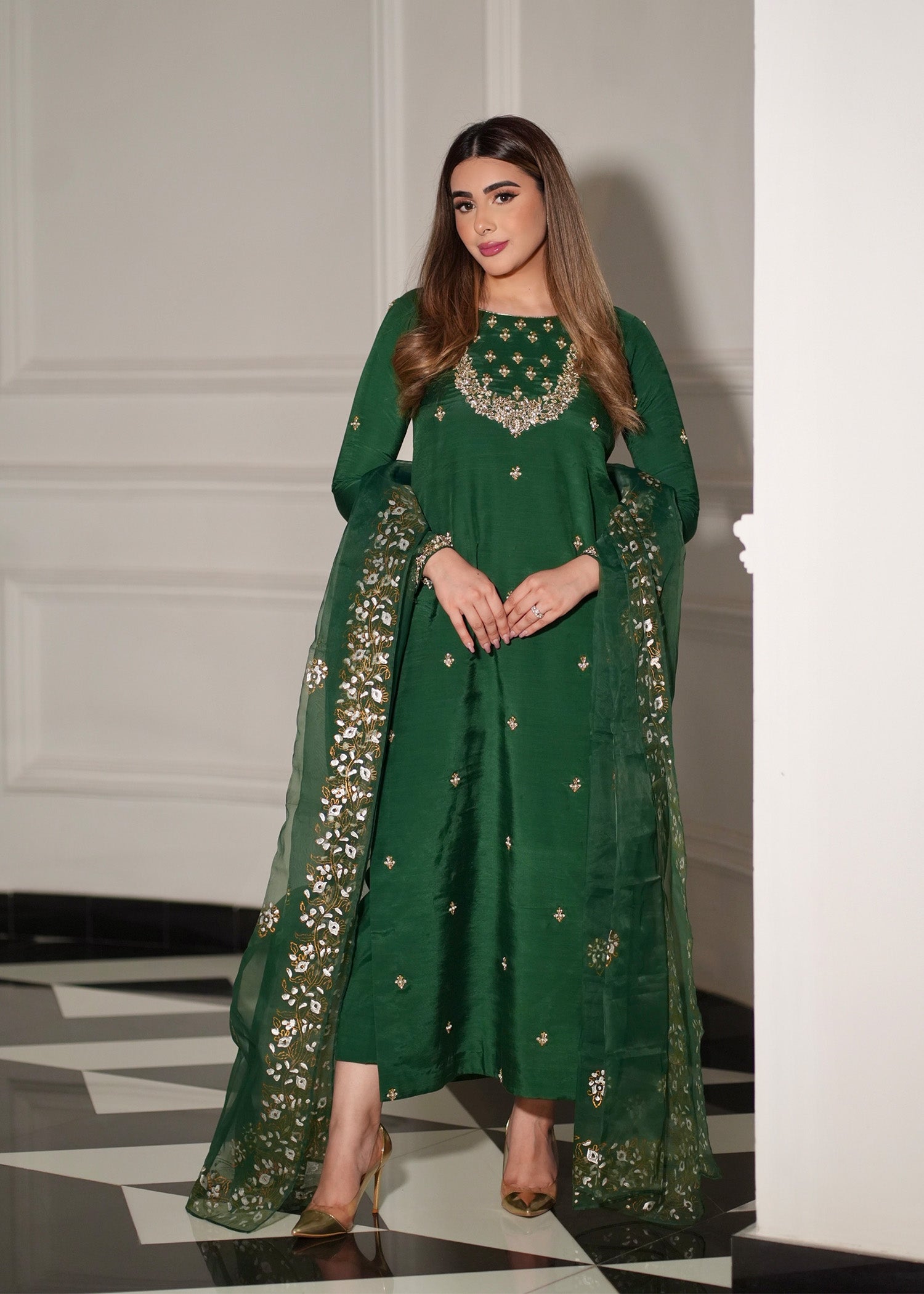 raw silk Kurta Set in Bottle green