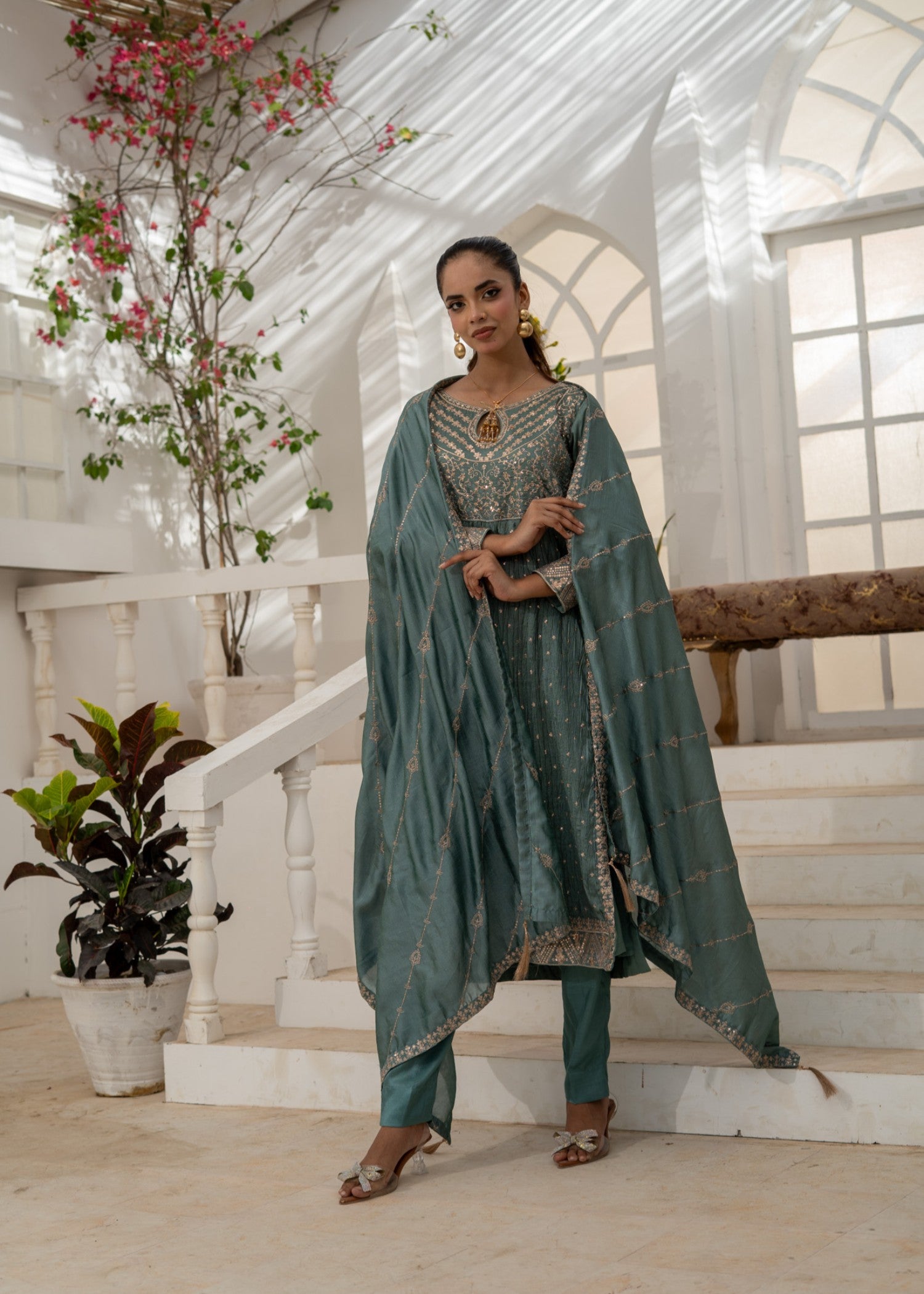raw silk Kurta Set in Moss green