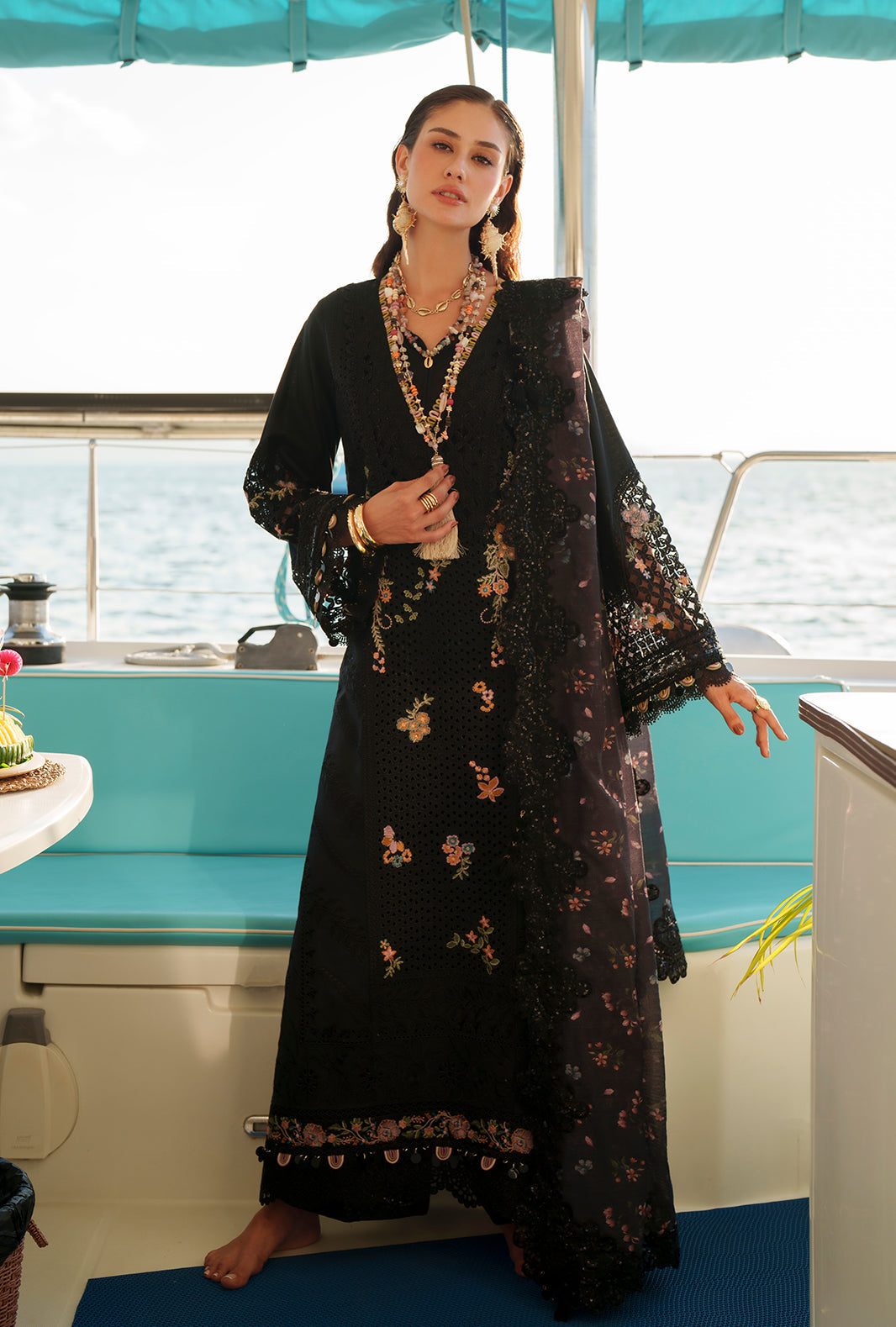 AJR Evara Luxury Lawn – Riela