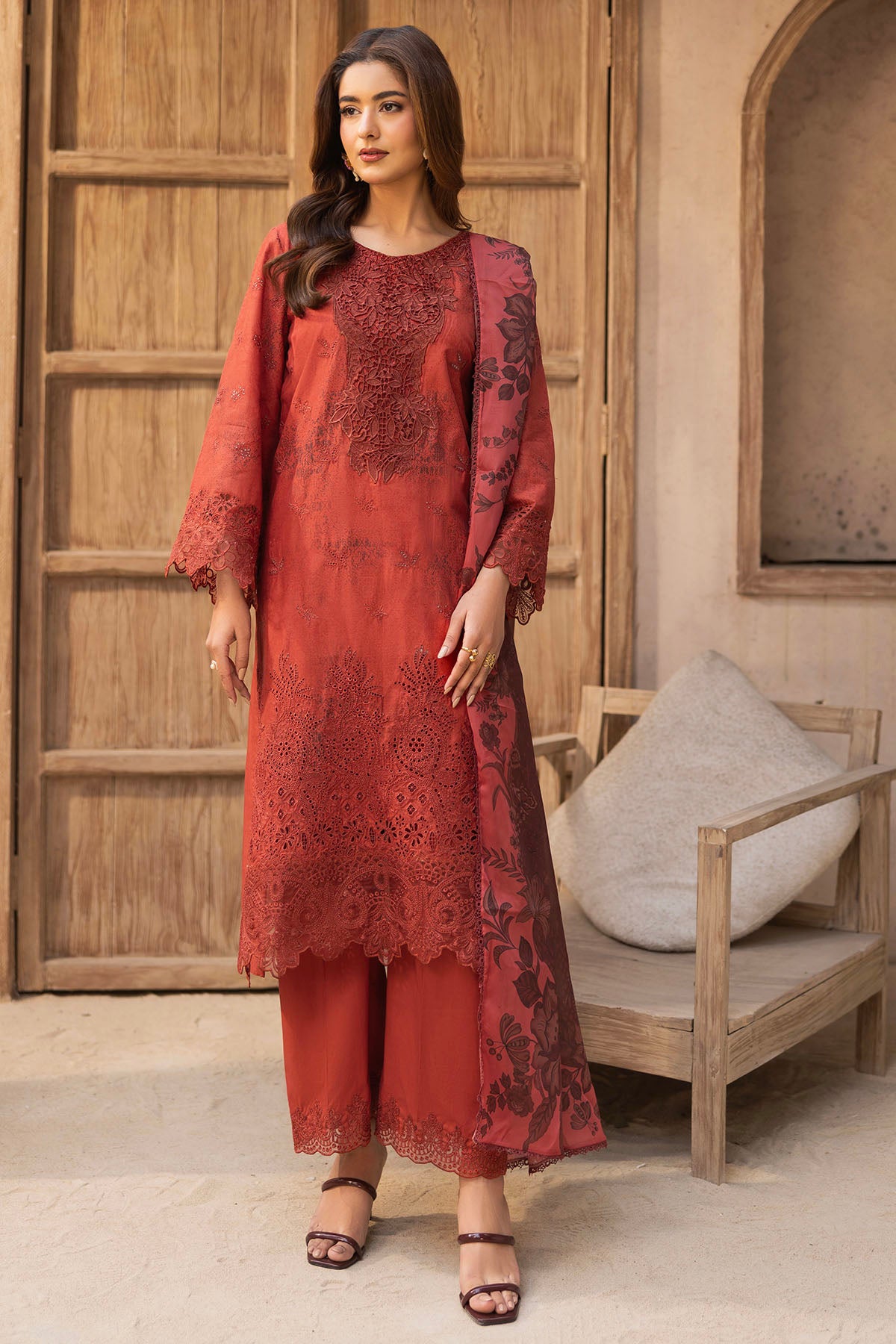 lawn Unstitched in Rust red