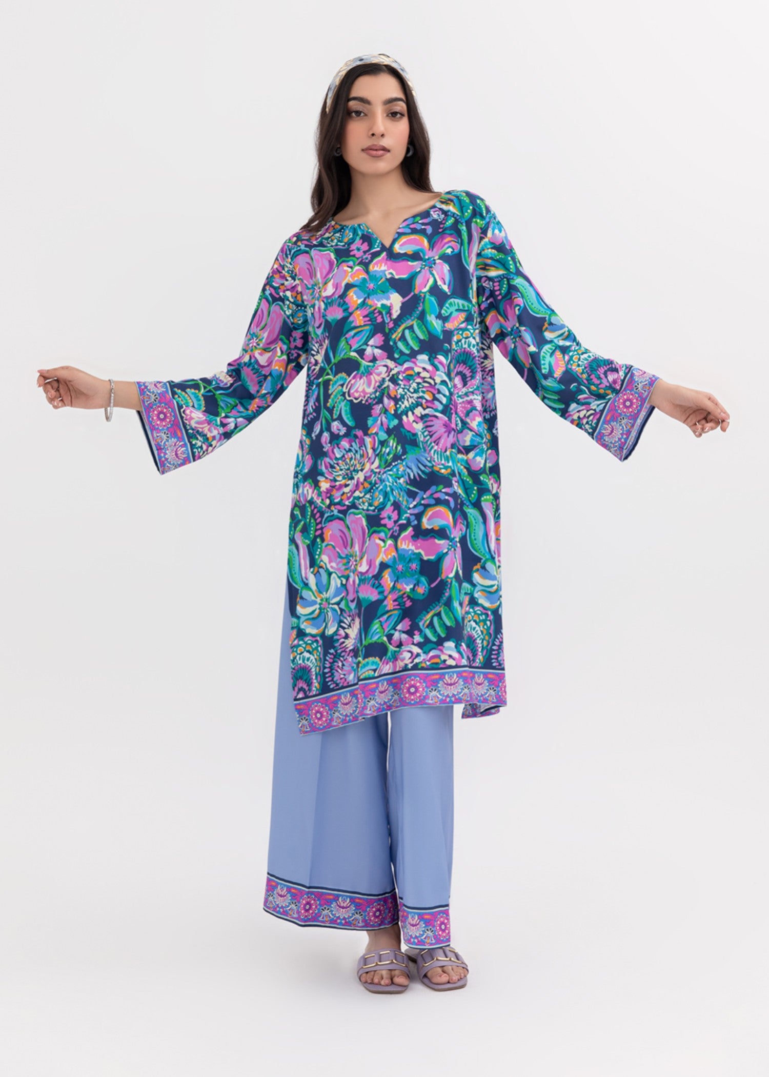 crepe Kurta Set in Purple heart