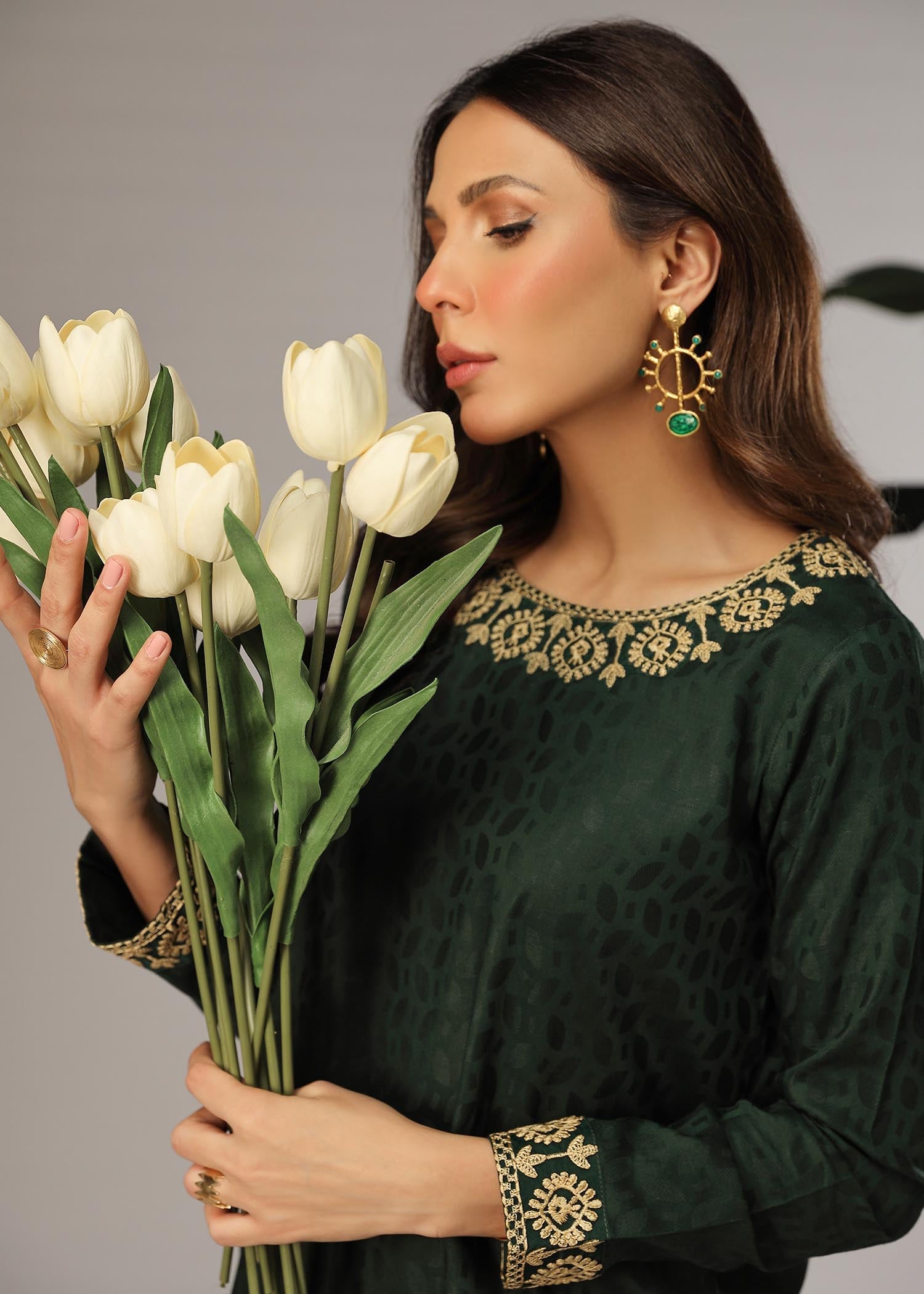 self jacquard Kurta Set in Dark green