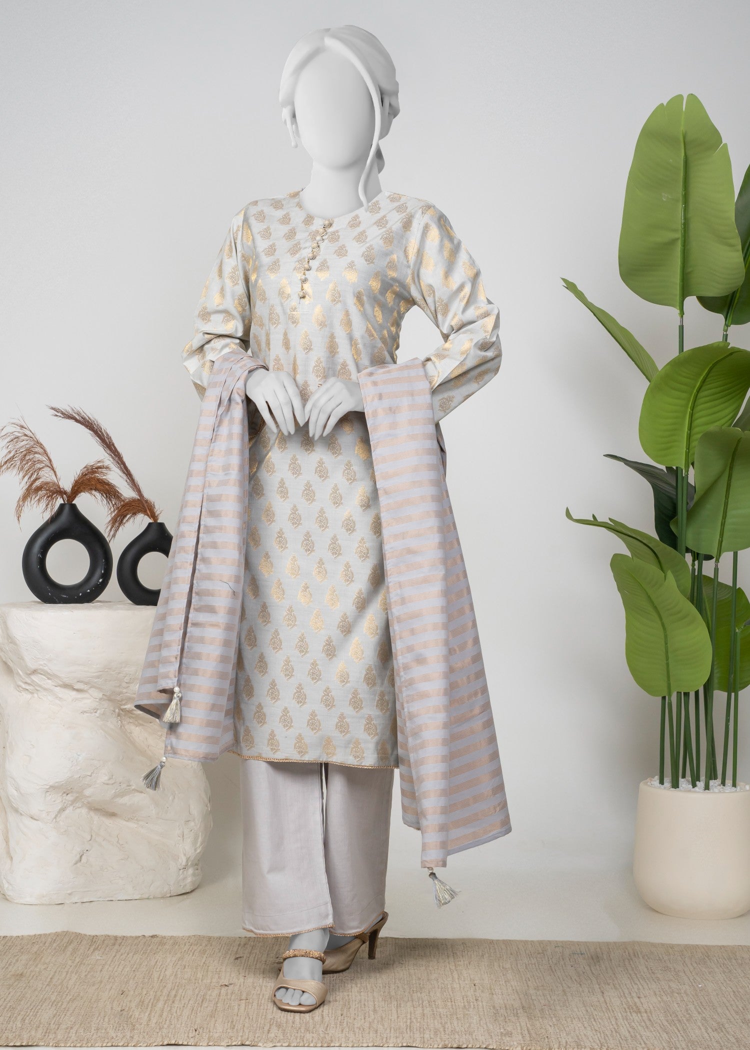 self jacquard Kurta Set in Pastel grey