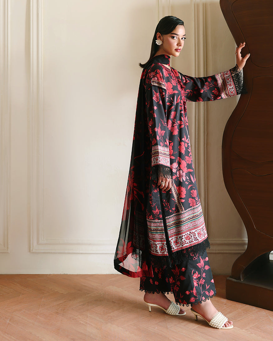 Eclat Garden Printed Lawn – Iris Garden