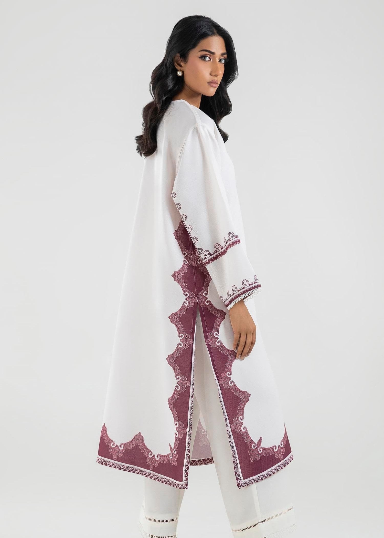 blended satin jacquard Kurti in White