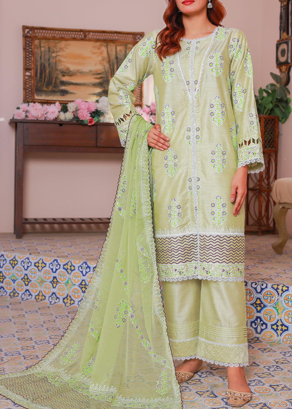 lawn Kurta Set in Pistachio