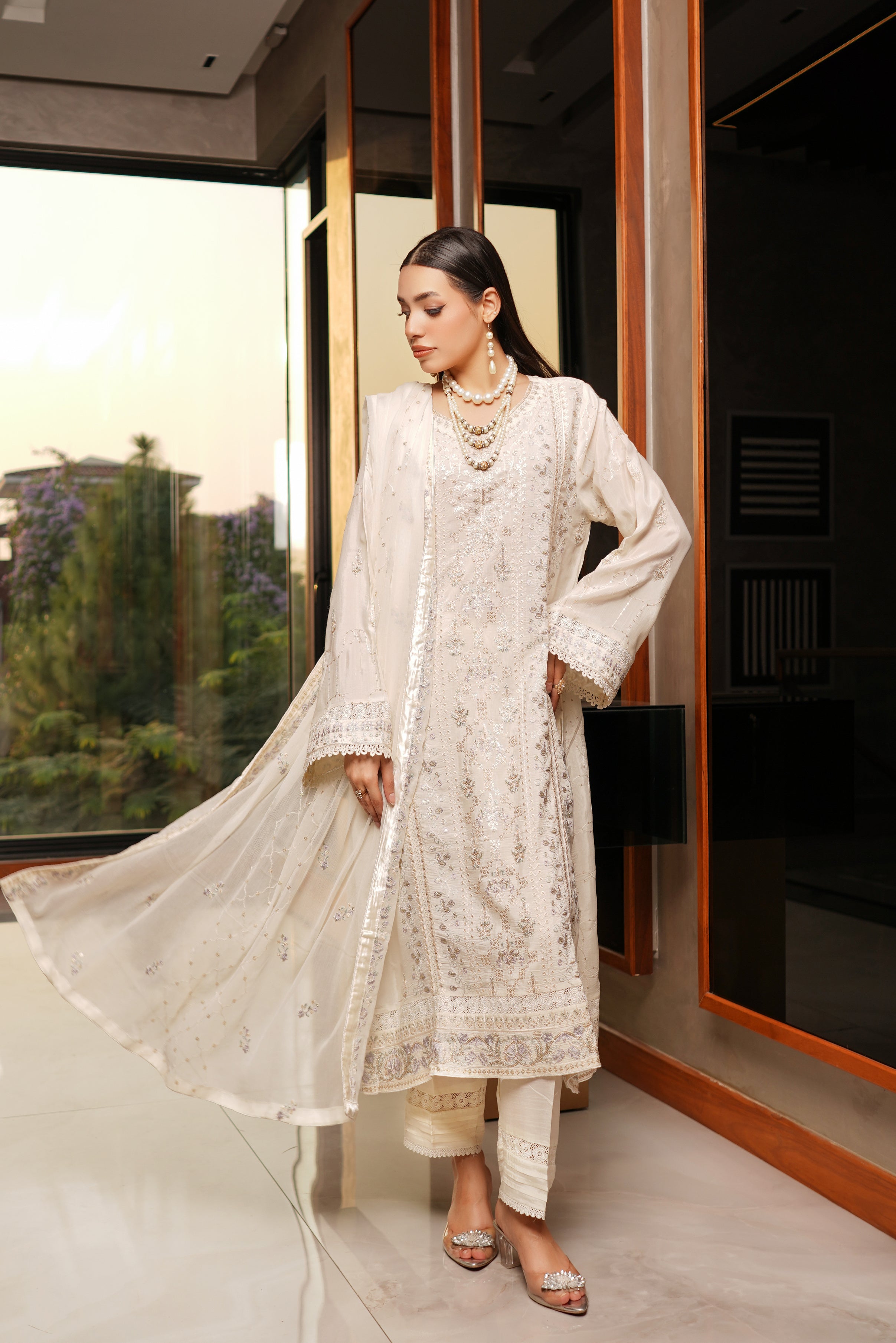 Shamooz Silk Edit Festive Pret Formals – D-1