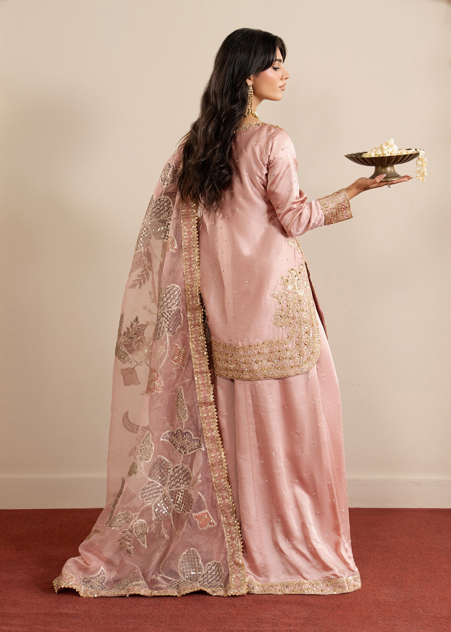 charmuse/shamooz Kurta Set in Pink