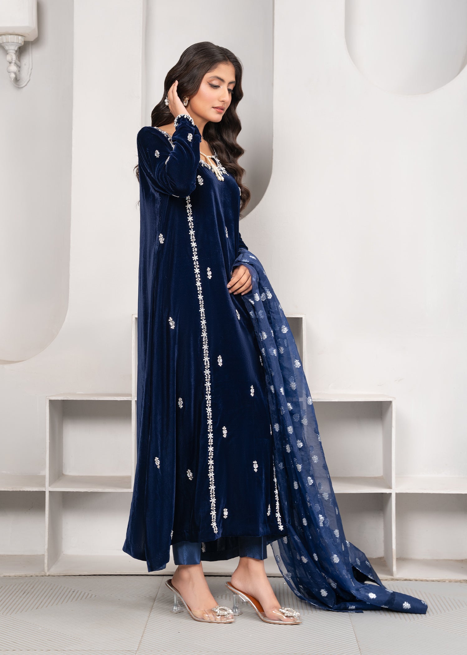 velvet Kurta Set in Blue