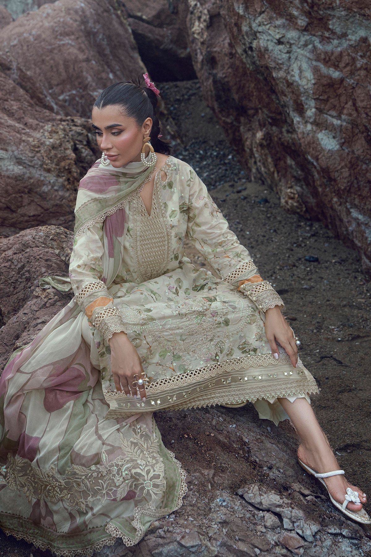 Gardenia Lawn – NSG-205