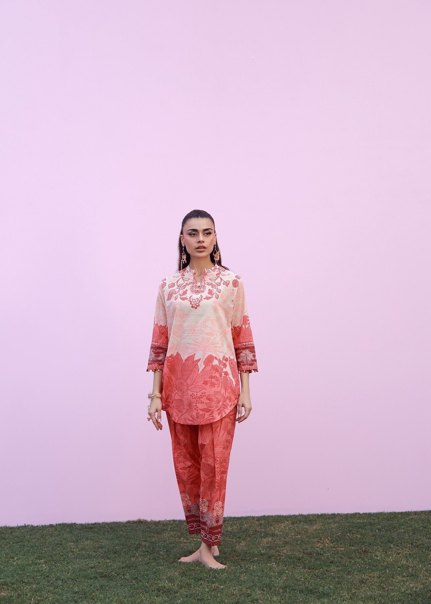 cambric Unstitched in Off-white, red
