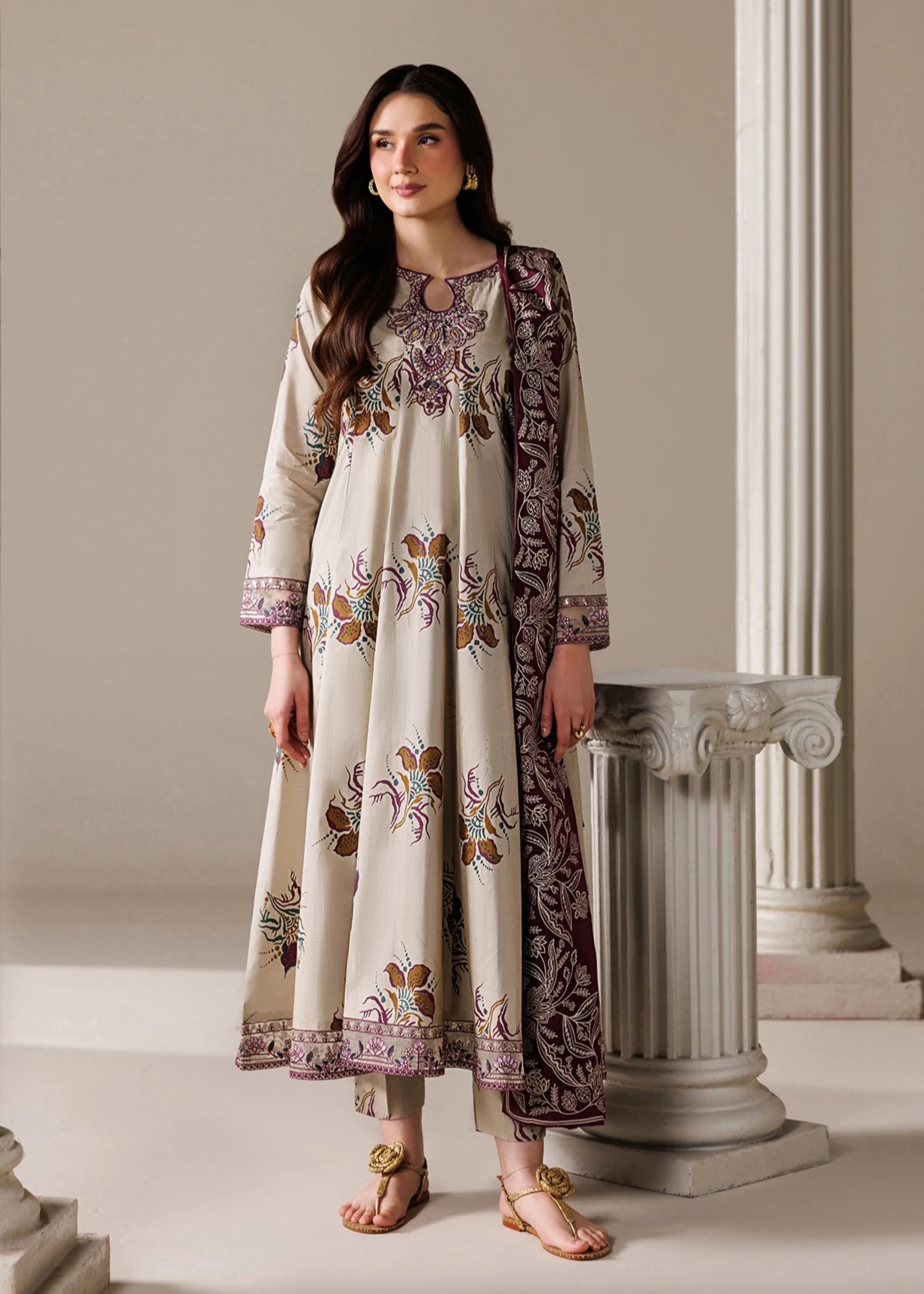 lawn cotton Pishwas in Eggshell