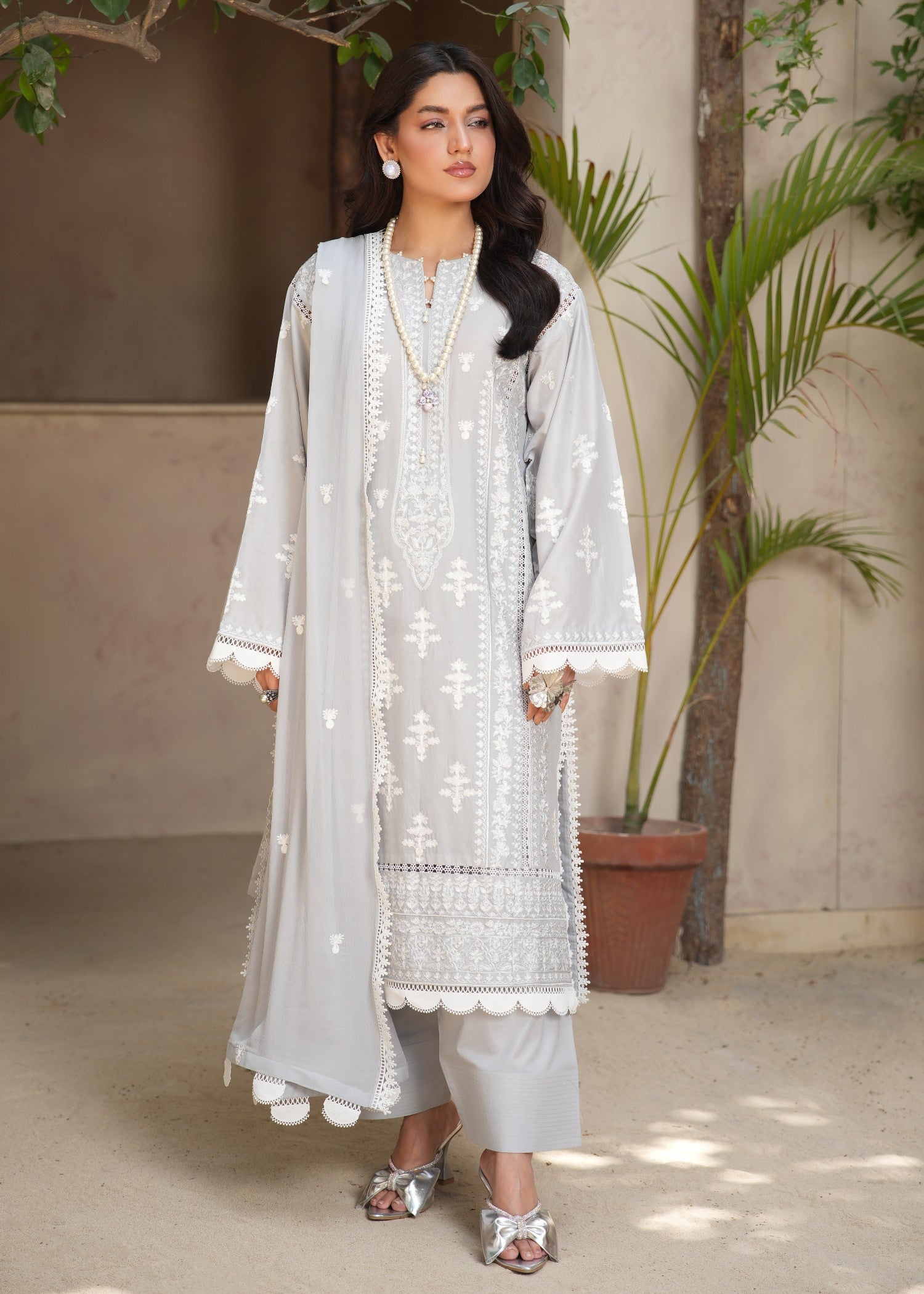 lawn Kurta Set in Ash grey, silver