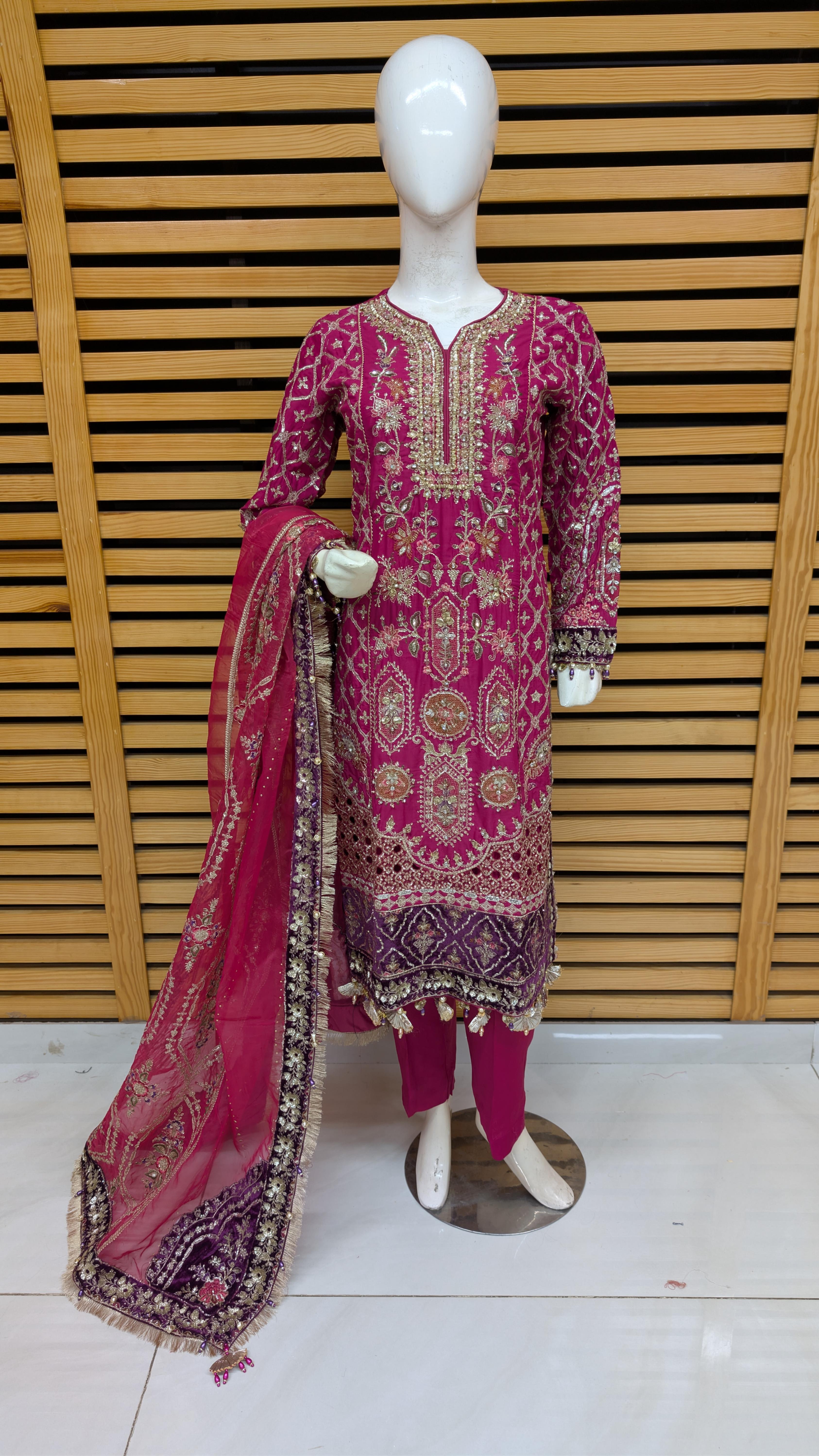 grip Kurta Set in Magenta