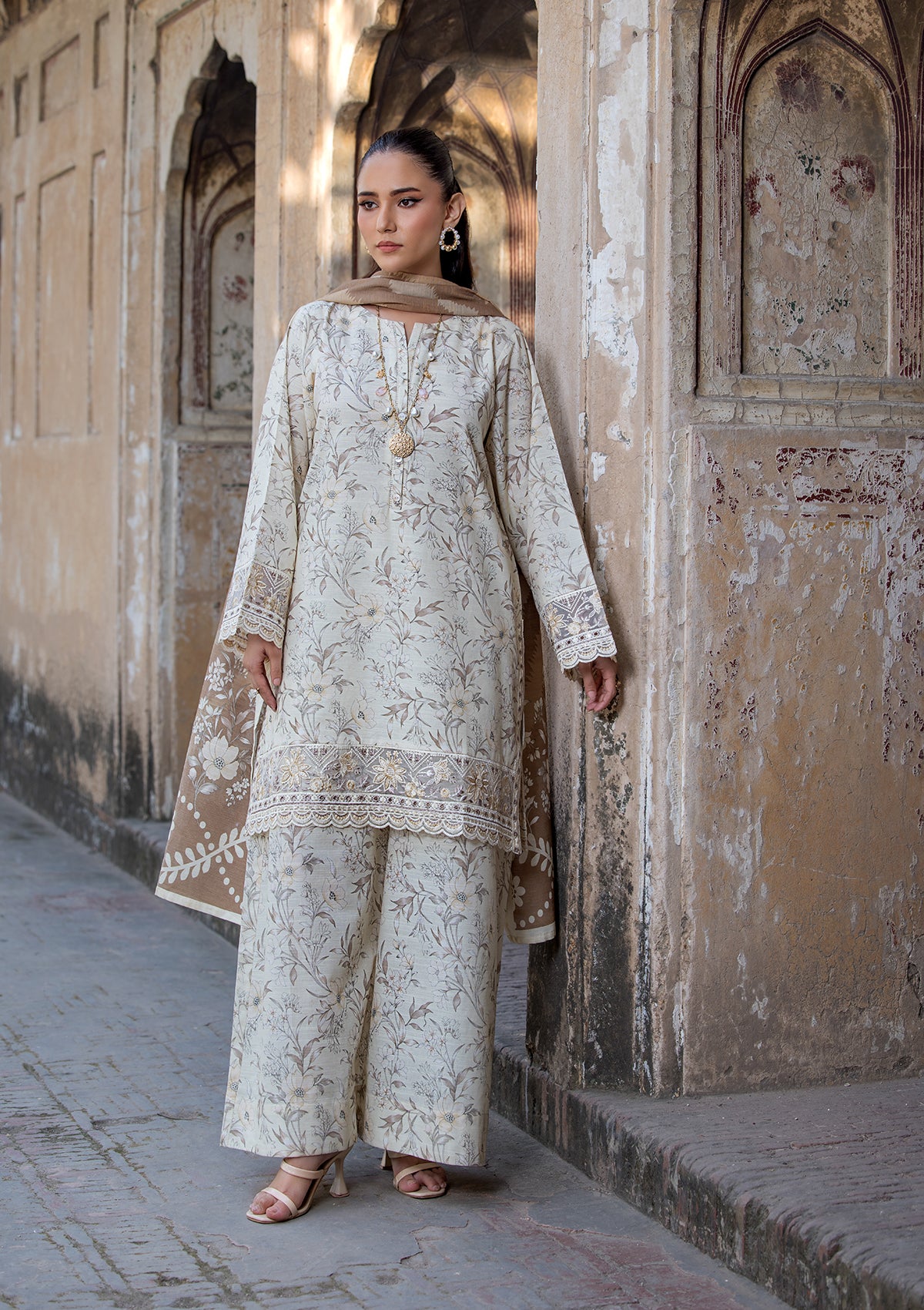 lawn Kurta Set in Cream