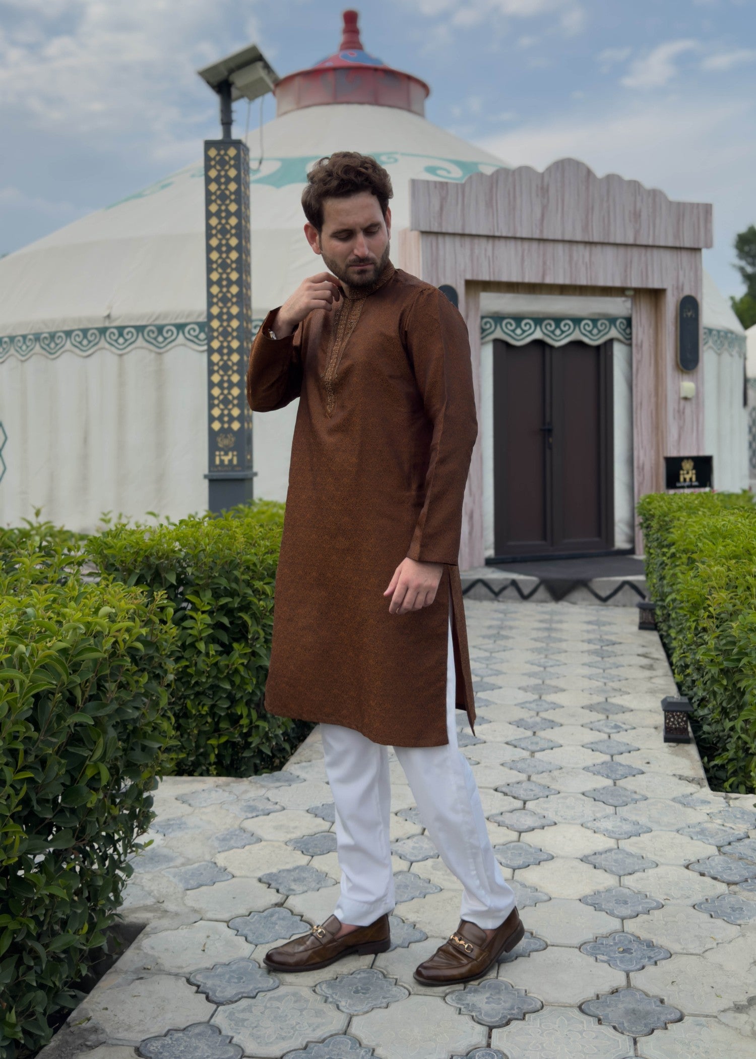 traditional jamawar Kurta in Hazelwood brown
