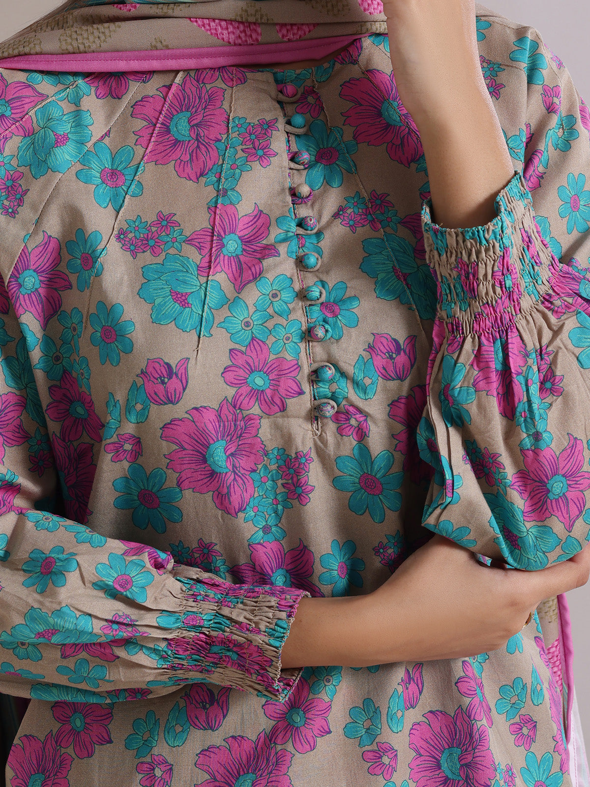 ribbed lawn Kurta Set in Multi